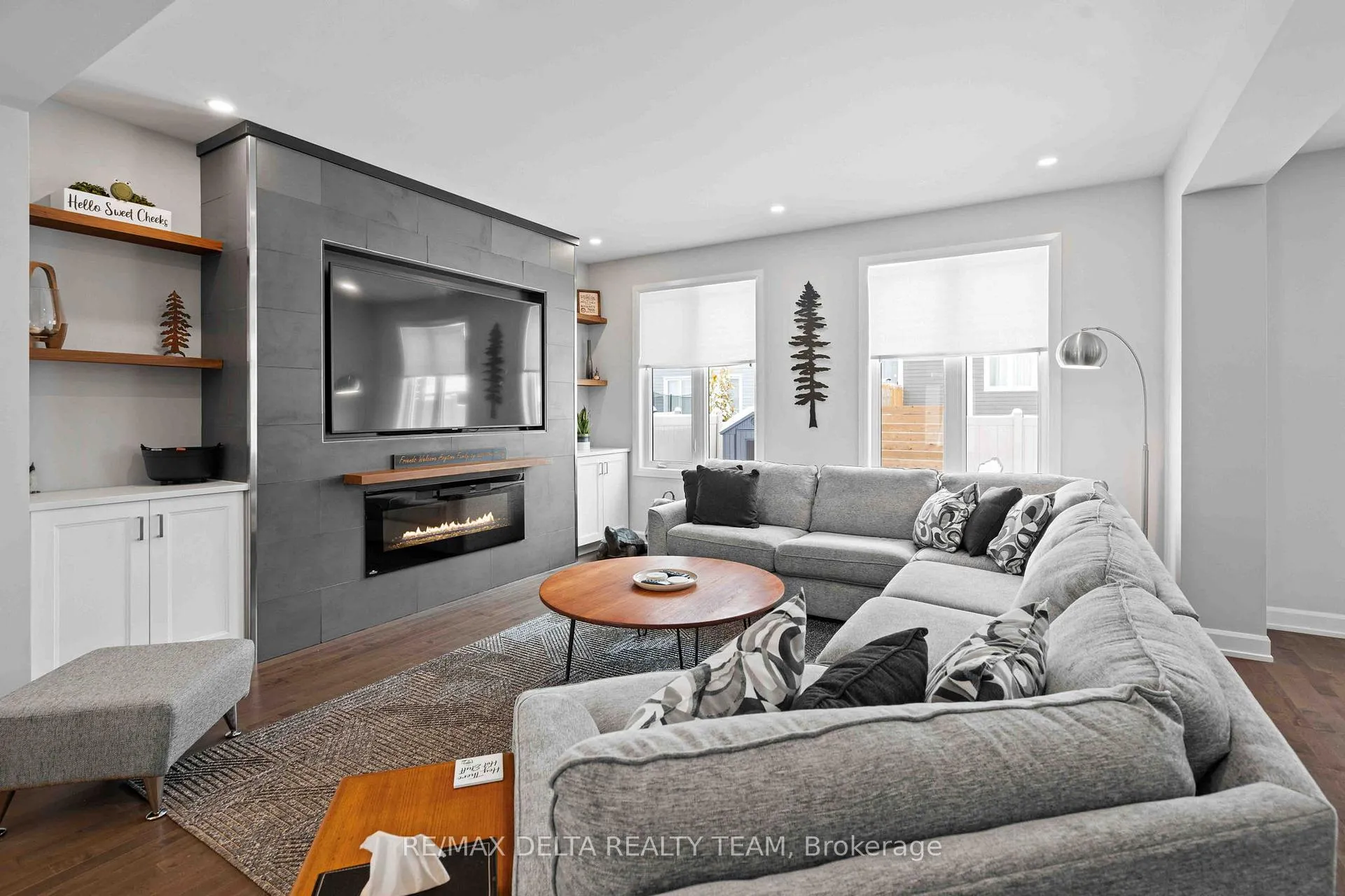 Photo 9 of 58 Hackamore Crescent, Ottawa, Goulbourn Twp From Franktown Rd/South To Rideau — HOMEH