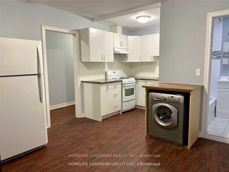 Photo 2 of Unit Apt. 2, 323 Danforth Avenue, Toronto, Danforth — HOMEH