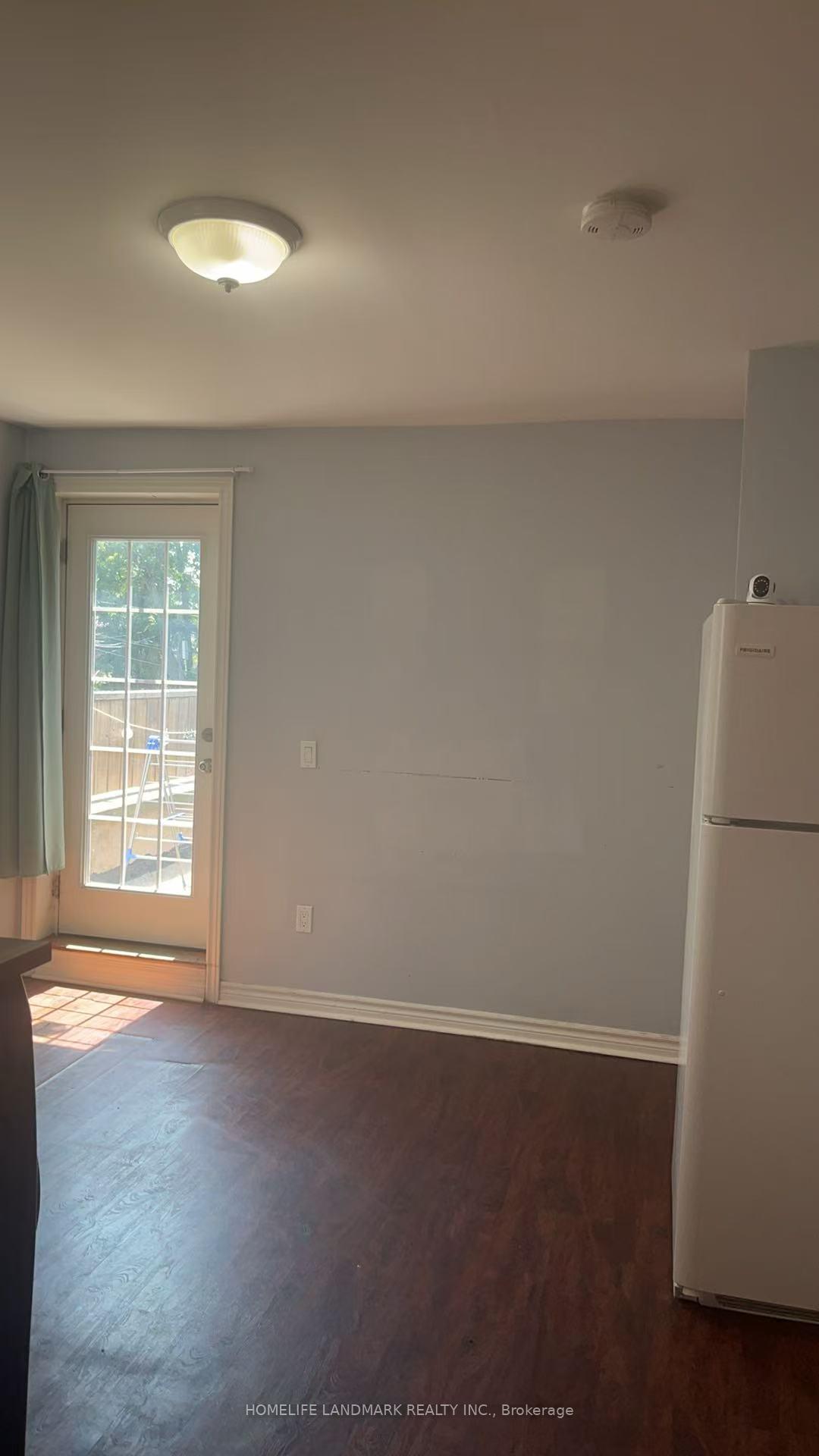 Photo 7 of Unit Apt. 2, 323 Danforth Avenue, Toronto, Danforth — HOMEH