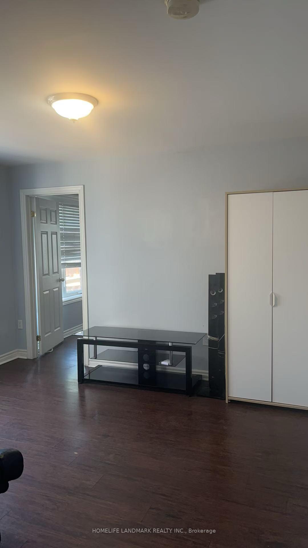 Photo 9 of Unit Apt. 2, 323 Danforth Avenue, Toronto, Danforth — HOMEH