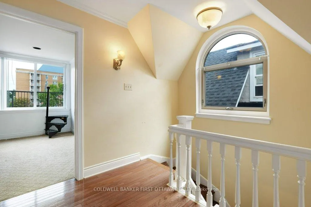 Photo 23 of 543 Besserer Street, Ottawa, Sandy Hill — HOMEH