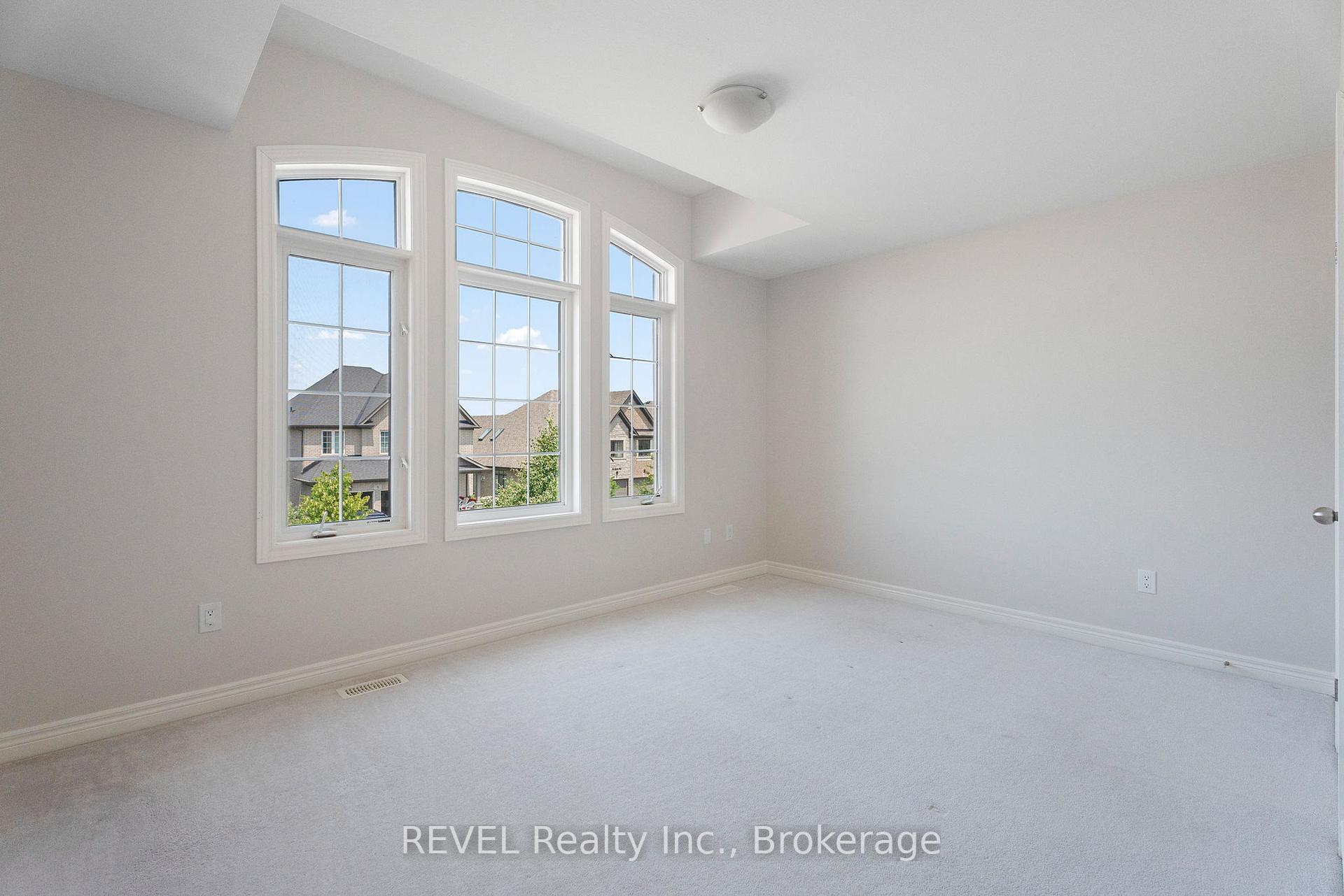Photo 31 of 11 Success Way, Thorold, Rolling Meadows — HOMEH