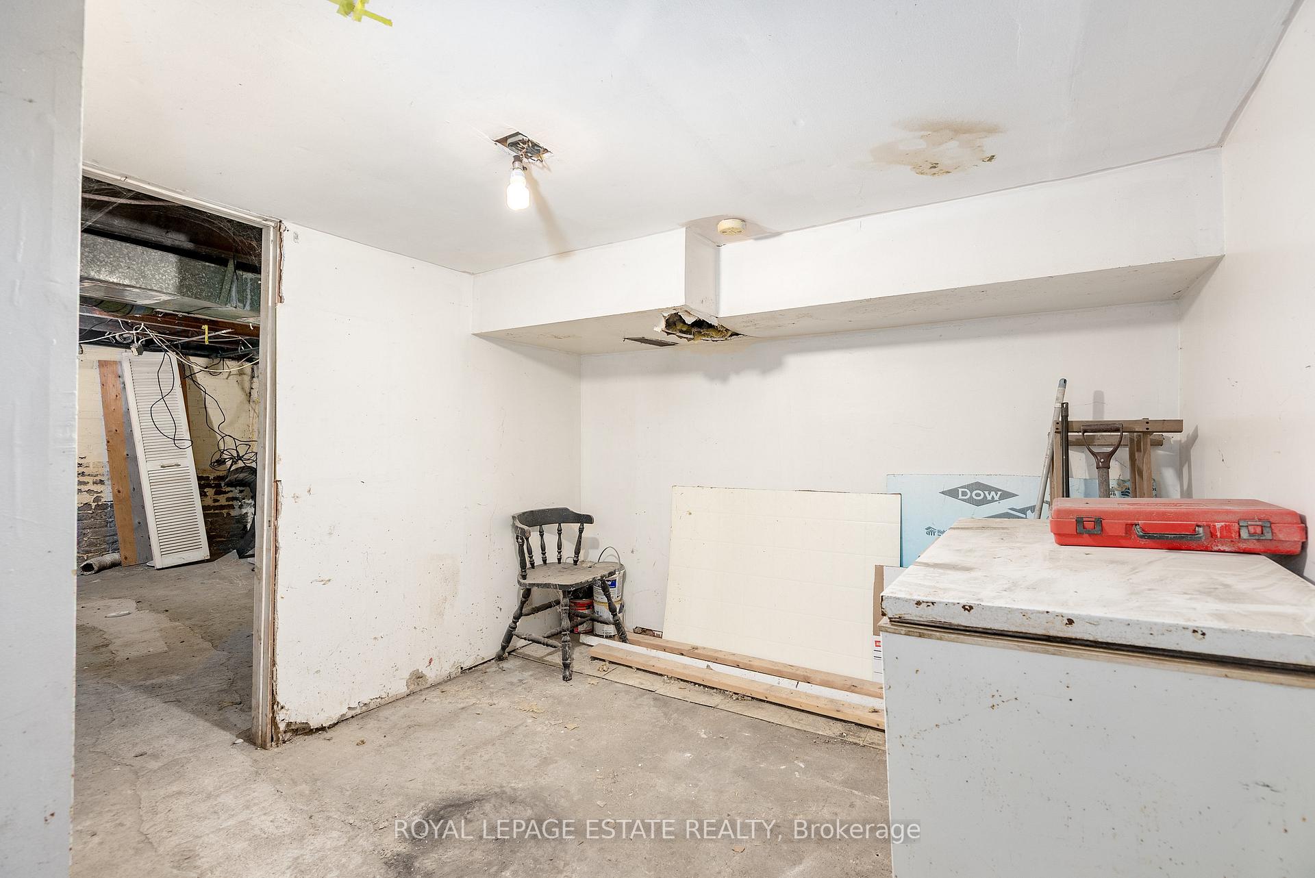 Photo 18 of 876 Eastern Avenue, Toronto, Greenwood-Coxwell — HOMEH