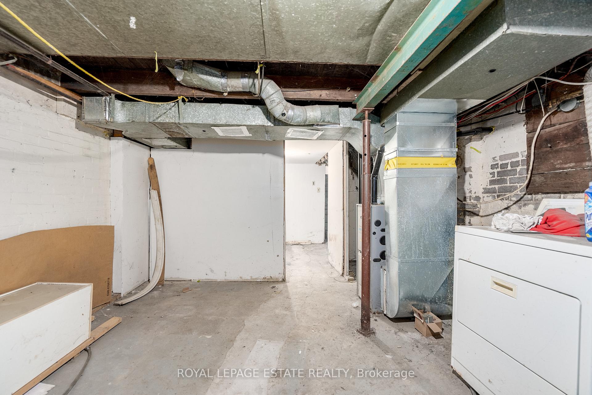 Photo 22 of 876 Eastern Avenue, Toronto, Greenwood-Coxwell — HOMEH