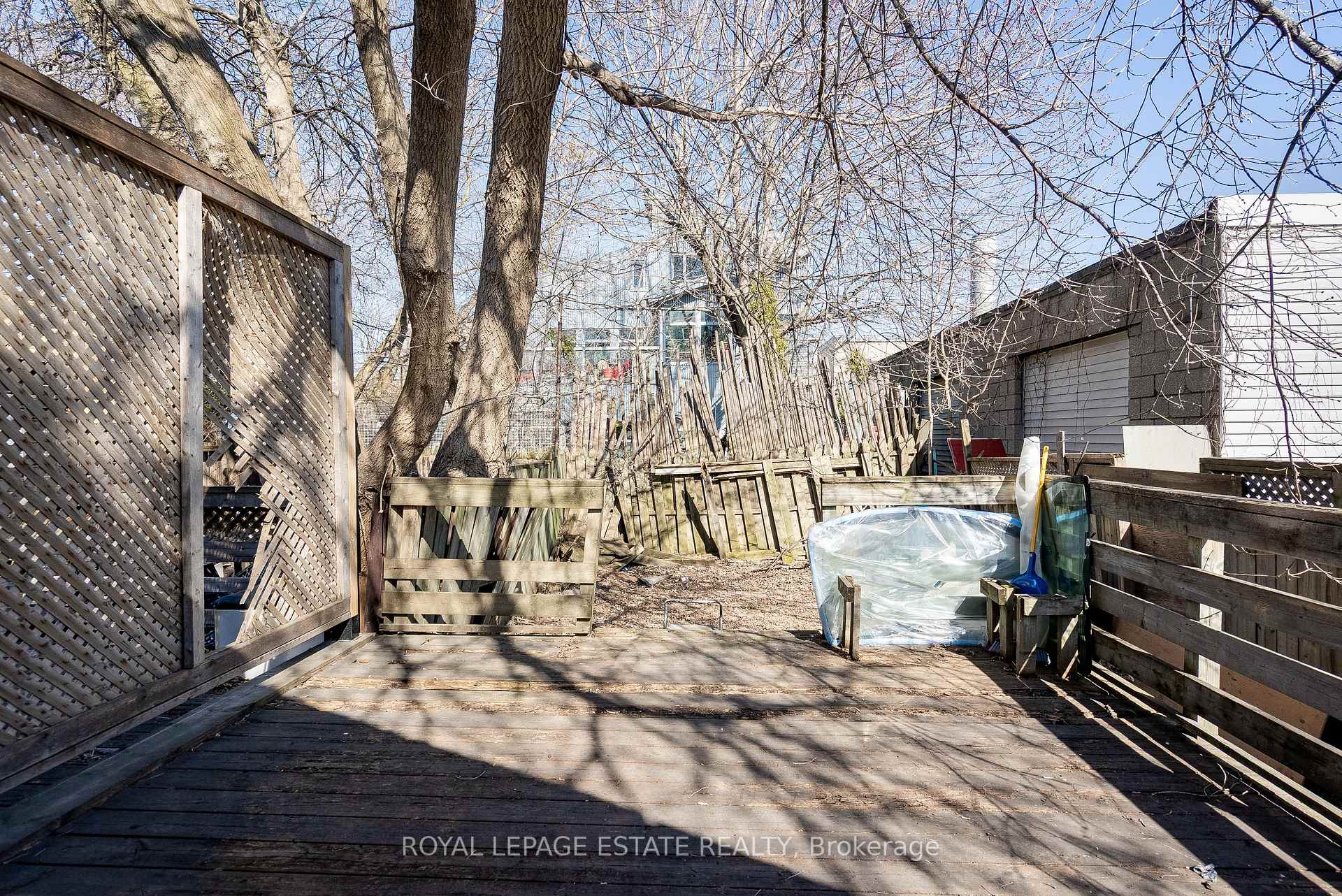 Photo 26 of 876 Eastern Avenue, Toronto, Greenwood-Coxwell — HOMEH