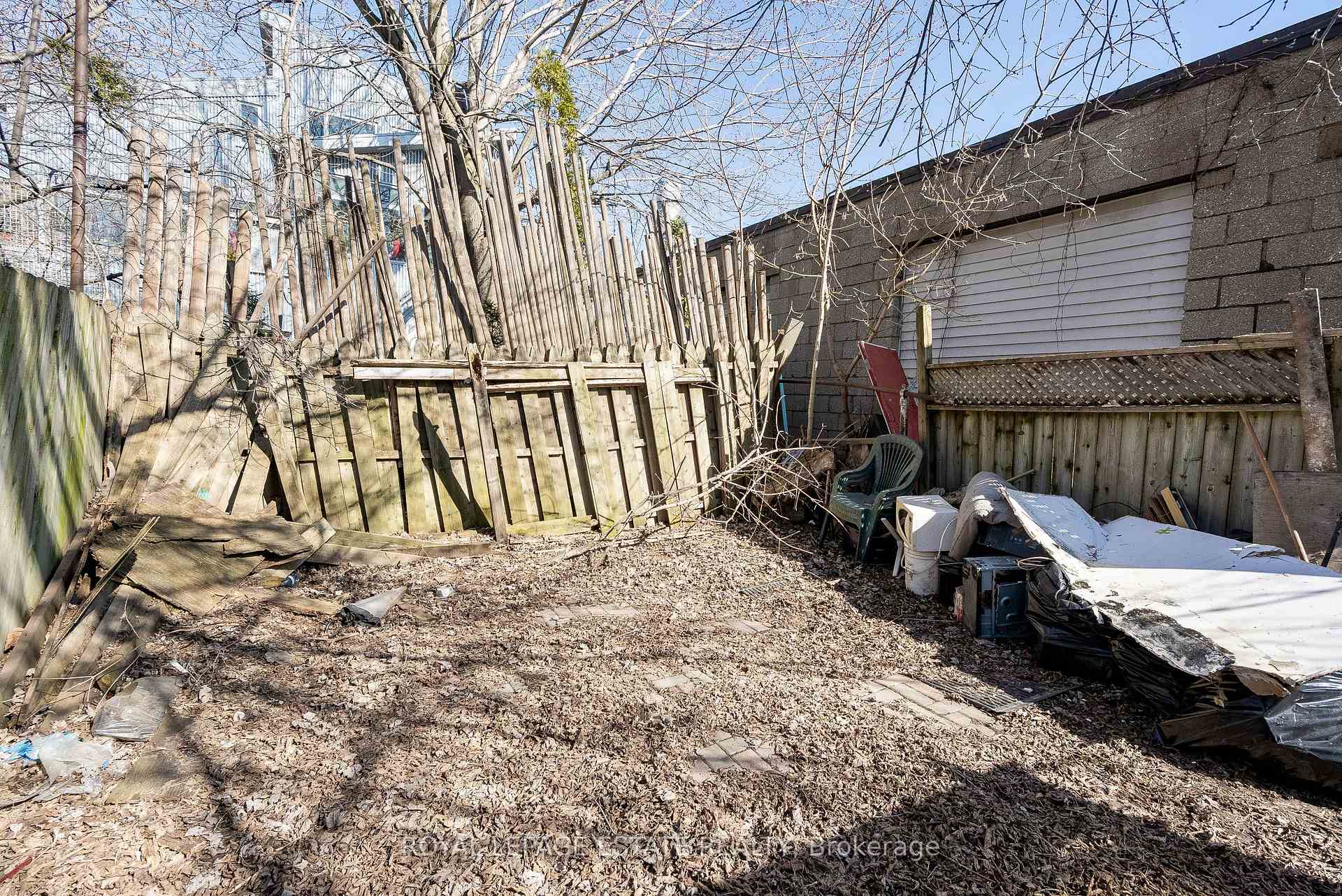 Photo 30 of 876 Eastern Avenue, Toronto, Greenwood-Coxwell — HOMEH