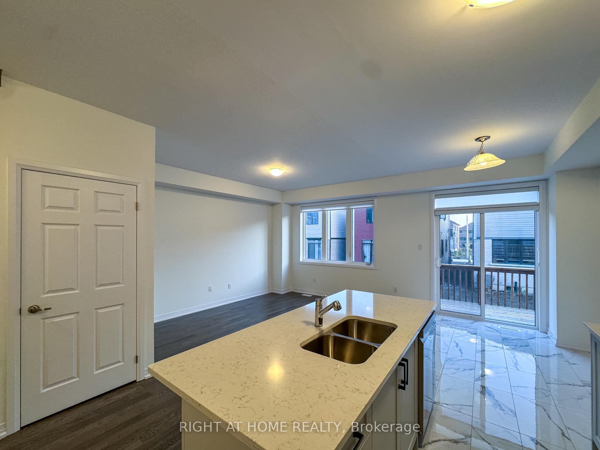 Photo 8 of 79 Brighton Lane, Thorold, Rolling Meadows — HOMEH