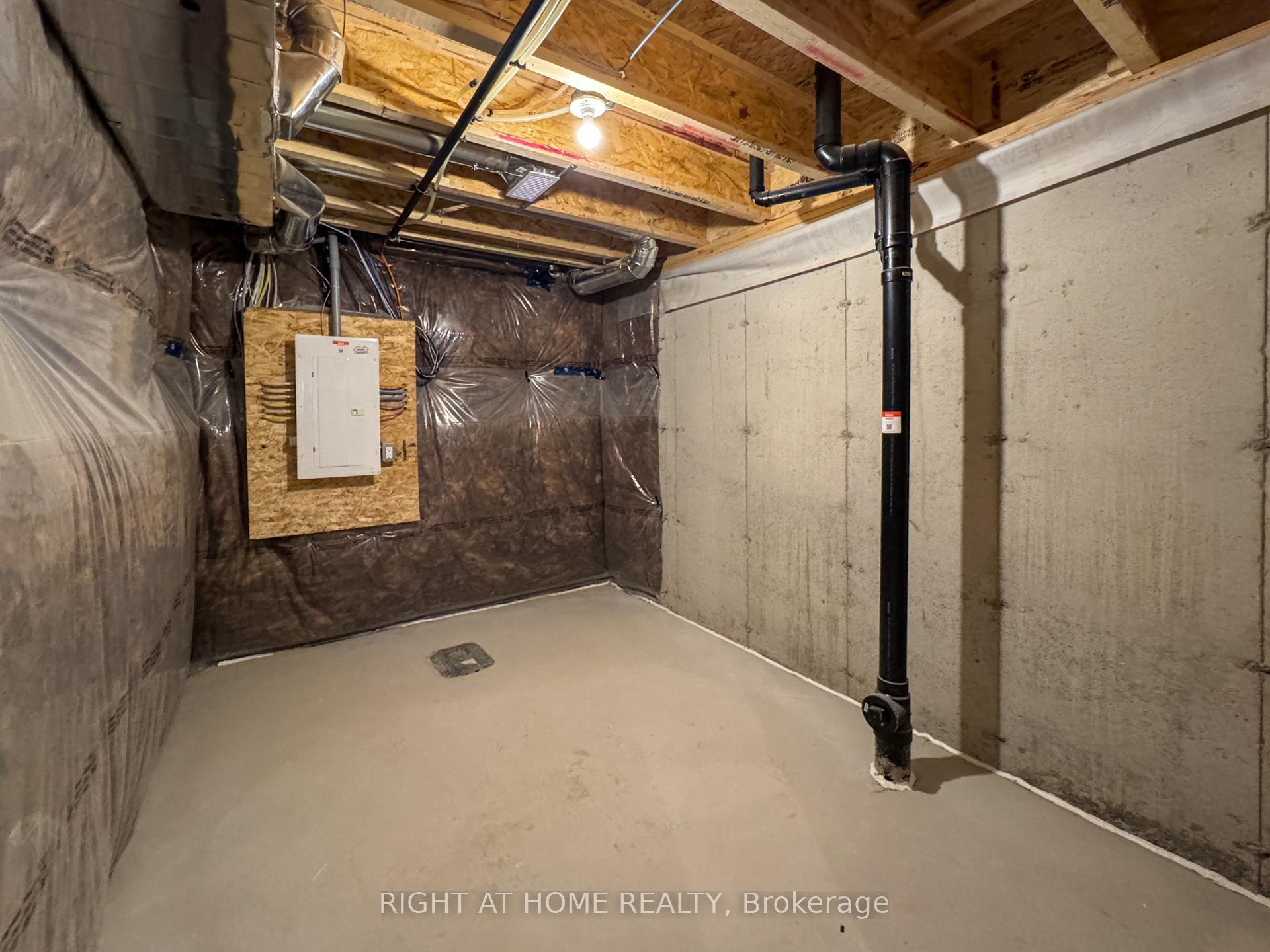 Photo 22 of 79 Brighton Lane, Thorold, Rolling Meadows — HOMEH
