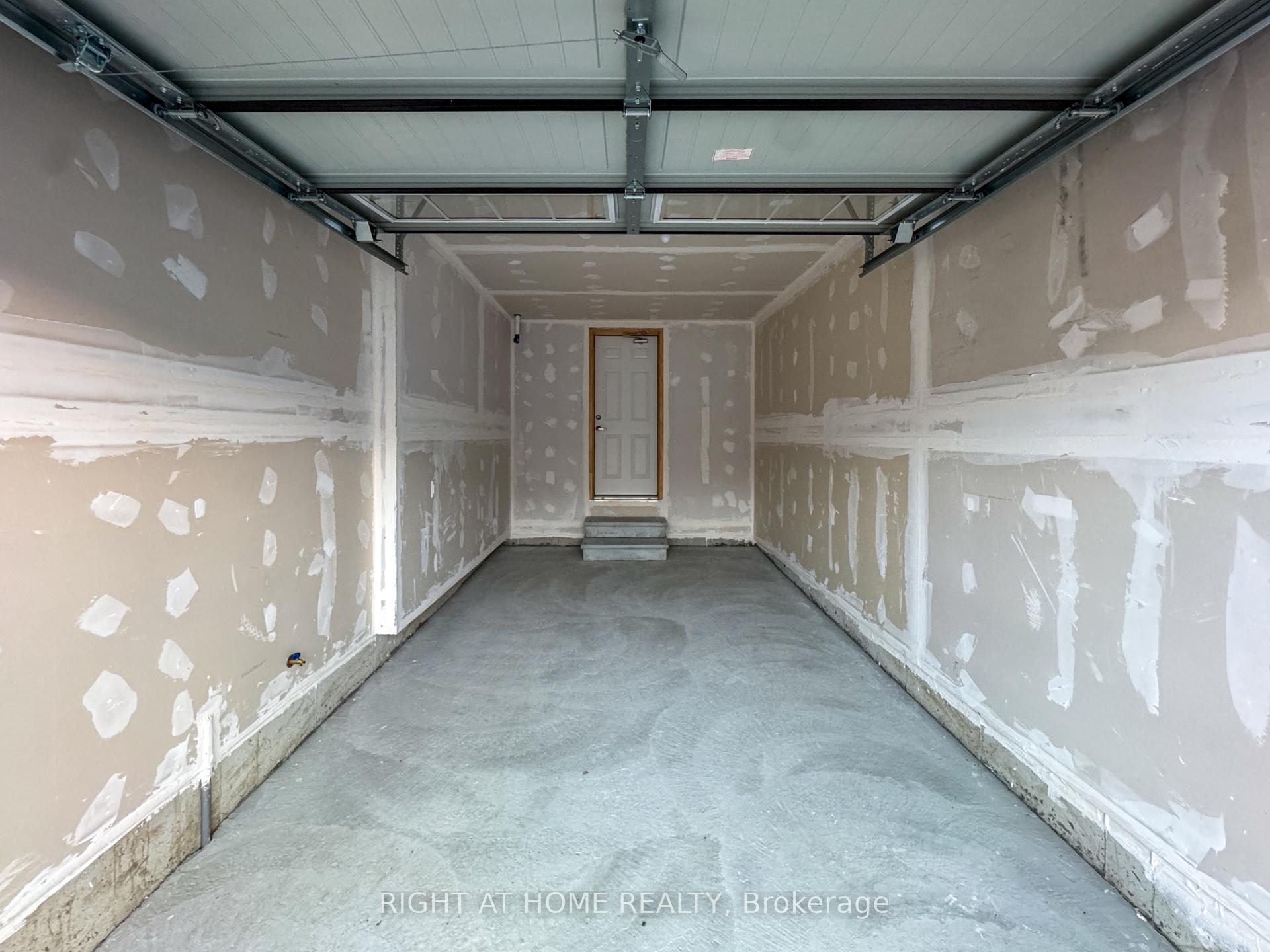 Photo 24 of 79 Brighton Lane, Thorold, Rolling Meadows — HOMEH