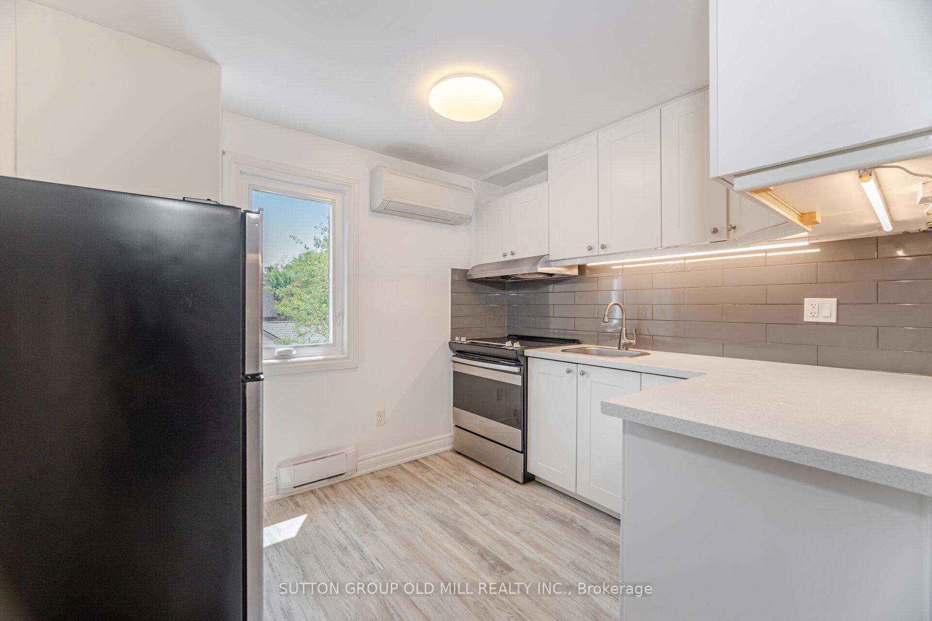 Photo 19 of 1995 Gerrard Street E, Toronto, East End-Danforth — HOMEH