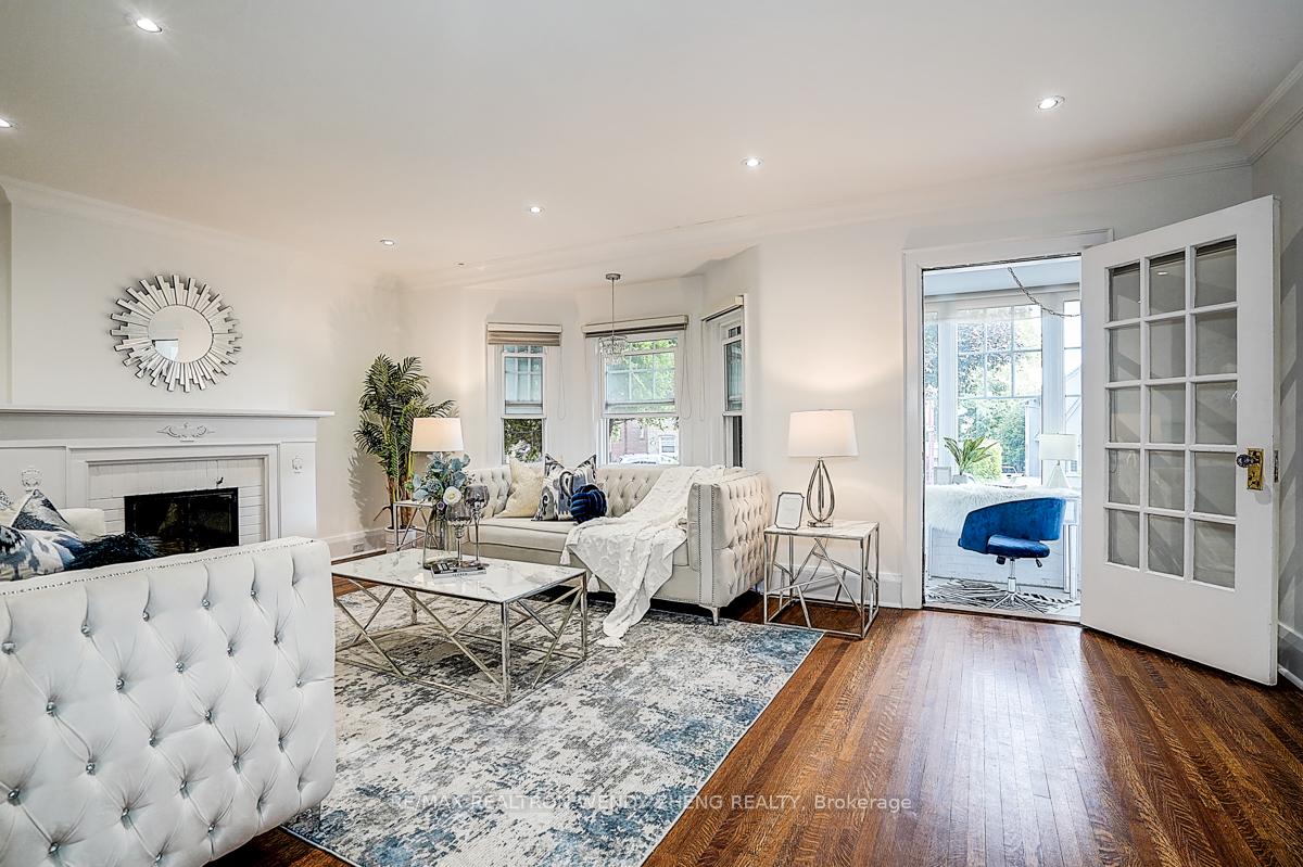 Photo 7 of 42 Willowbank Boulevard, Toronto, Yonge-Eglinton — HOMEH
