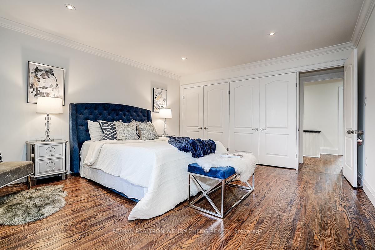 Photo 23 of 42 Willowbank Boulevard, Toronto, Yonge-Eglinton — HOMEH