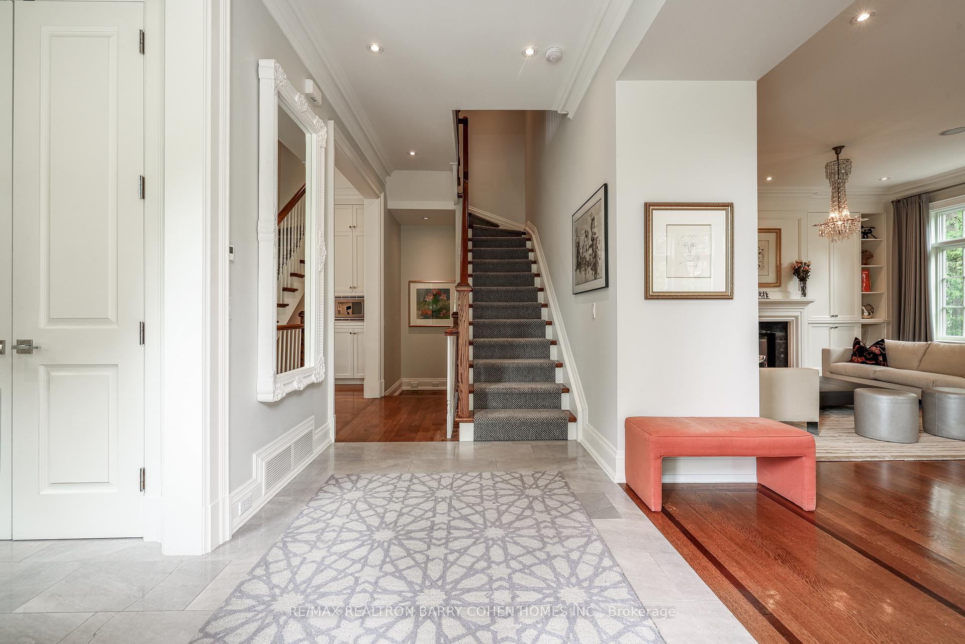 Photo 5 of 34 Poplar Plains Road, Toronto, Casa Loma — HOMEH