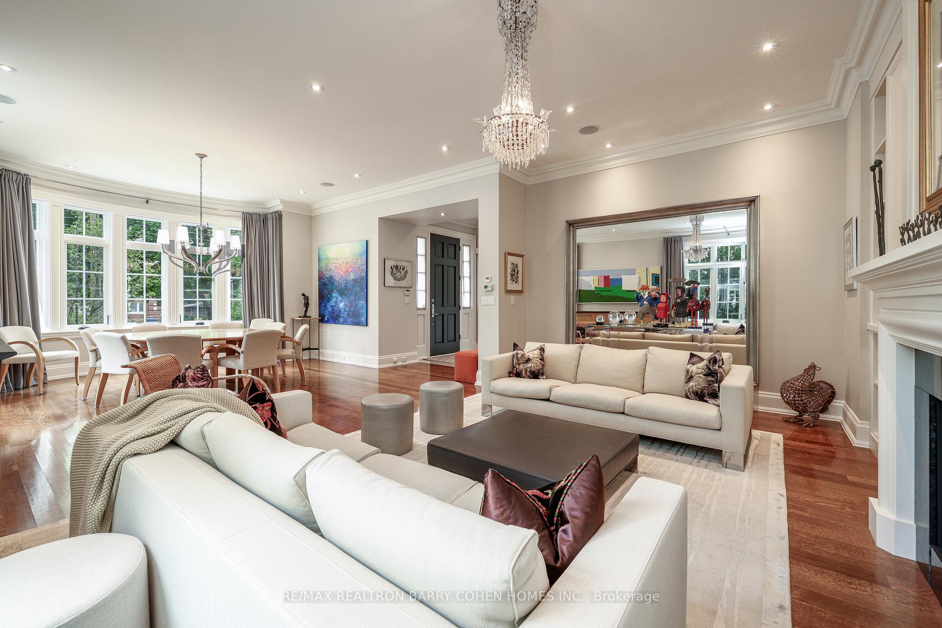 Photo 13 of 34 Poplar Plains Road, Toronto, Casa Loma — HOMEH