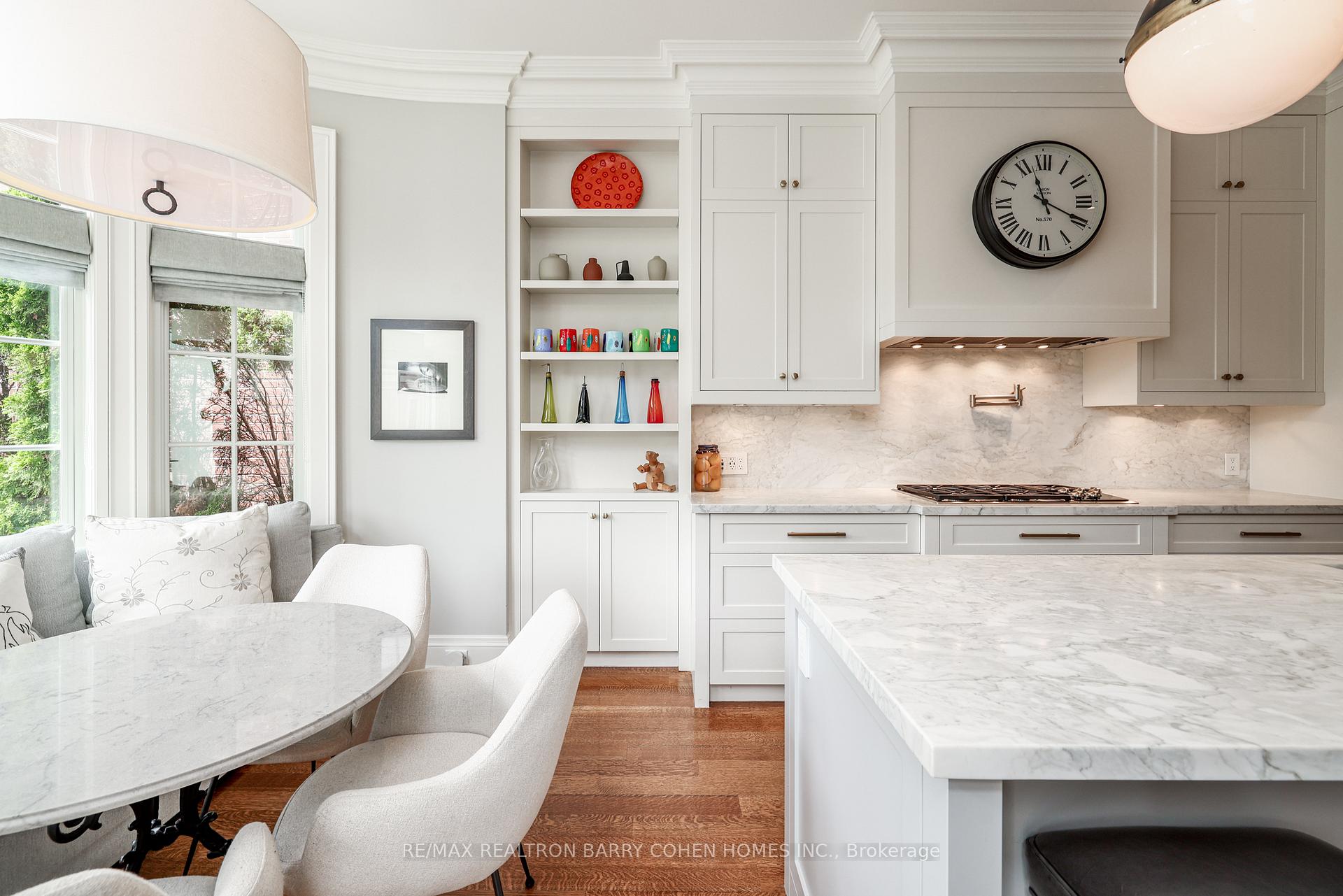 Photo 3 of 34 Poplar Plains Road, Toronto, Casa Loma — HOMEH