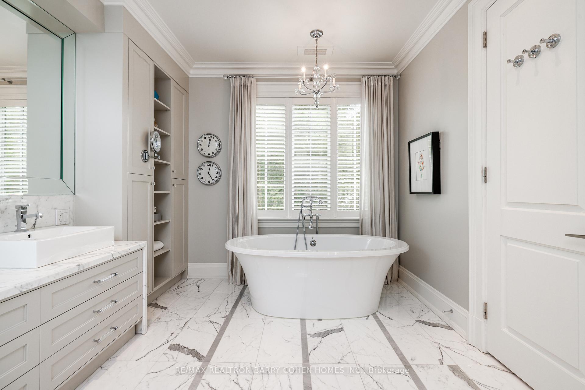 Photo 18 of 34 Poplar Plains Road, Toronto, Casa Loma — HOMEH