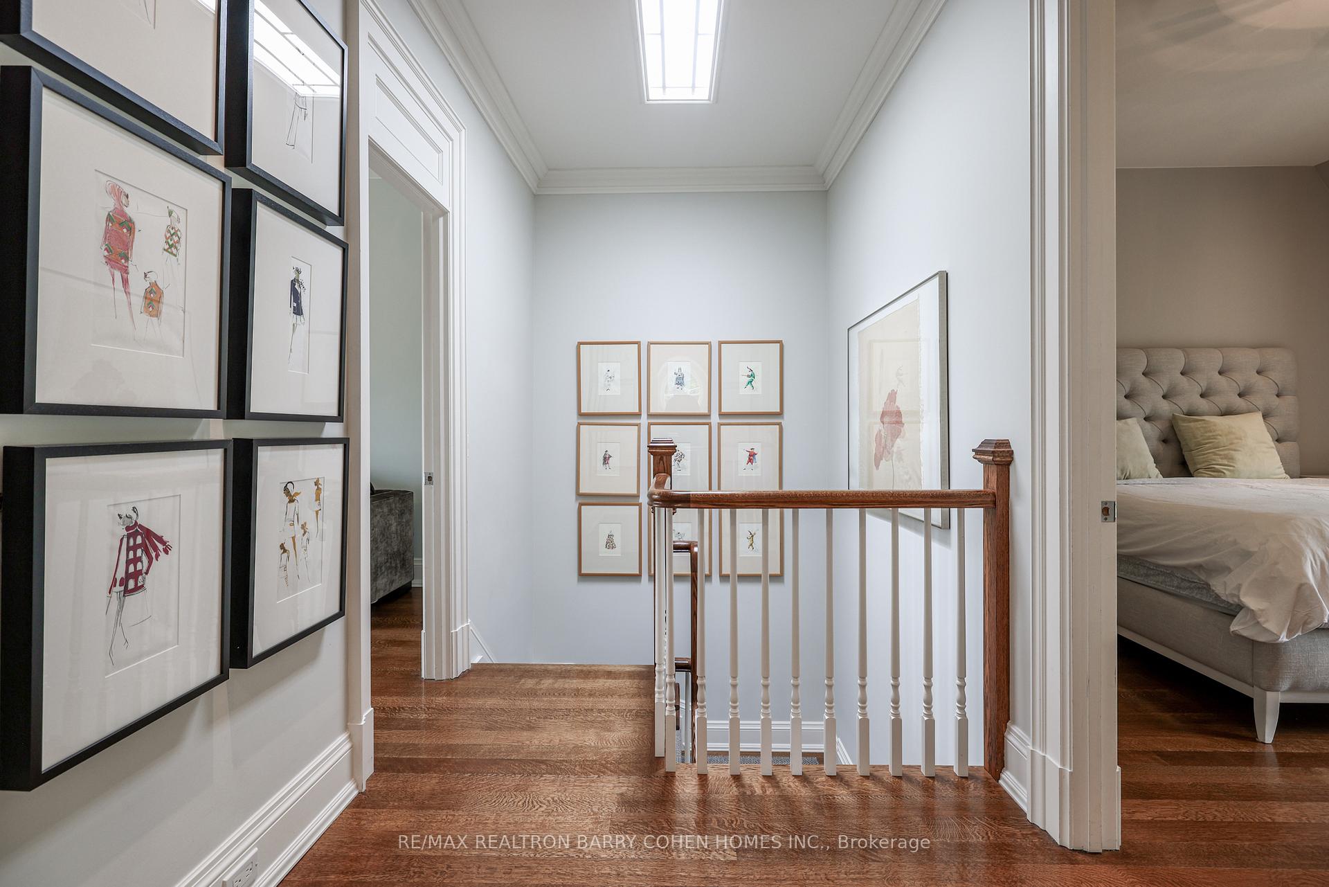 Photo 16 of 34 Poplar Plains Road, Toronto, Casa Loma — HOMEH