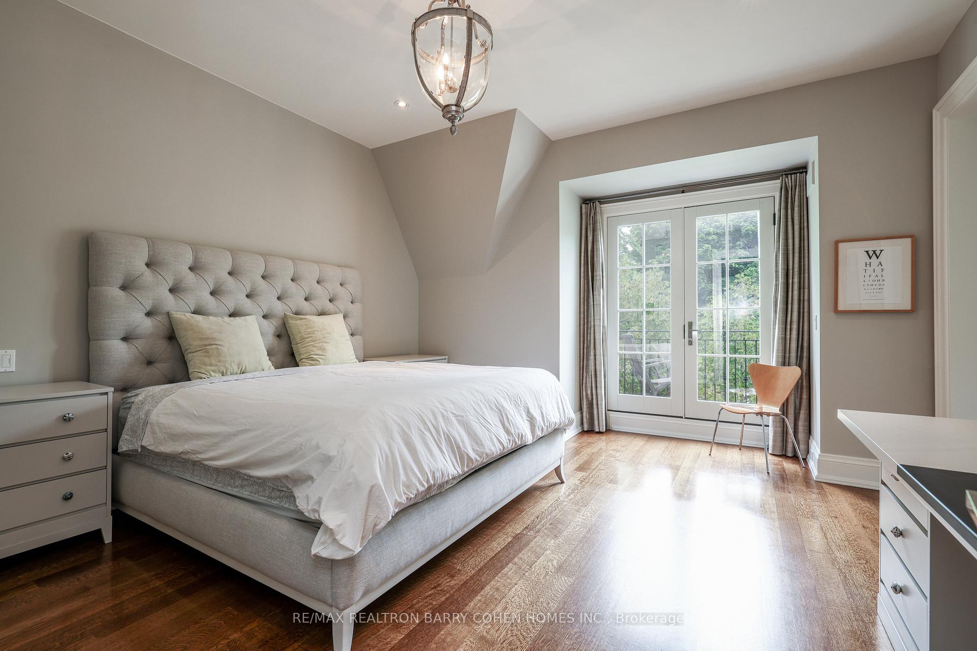 Photo 22 of 34 Poplar Plains Road, Toronto, Casa Loma — HOMEH