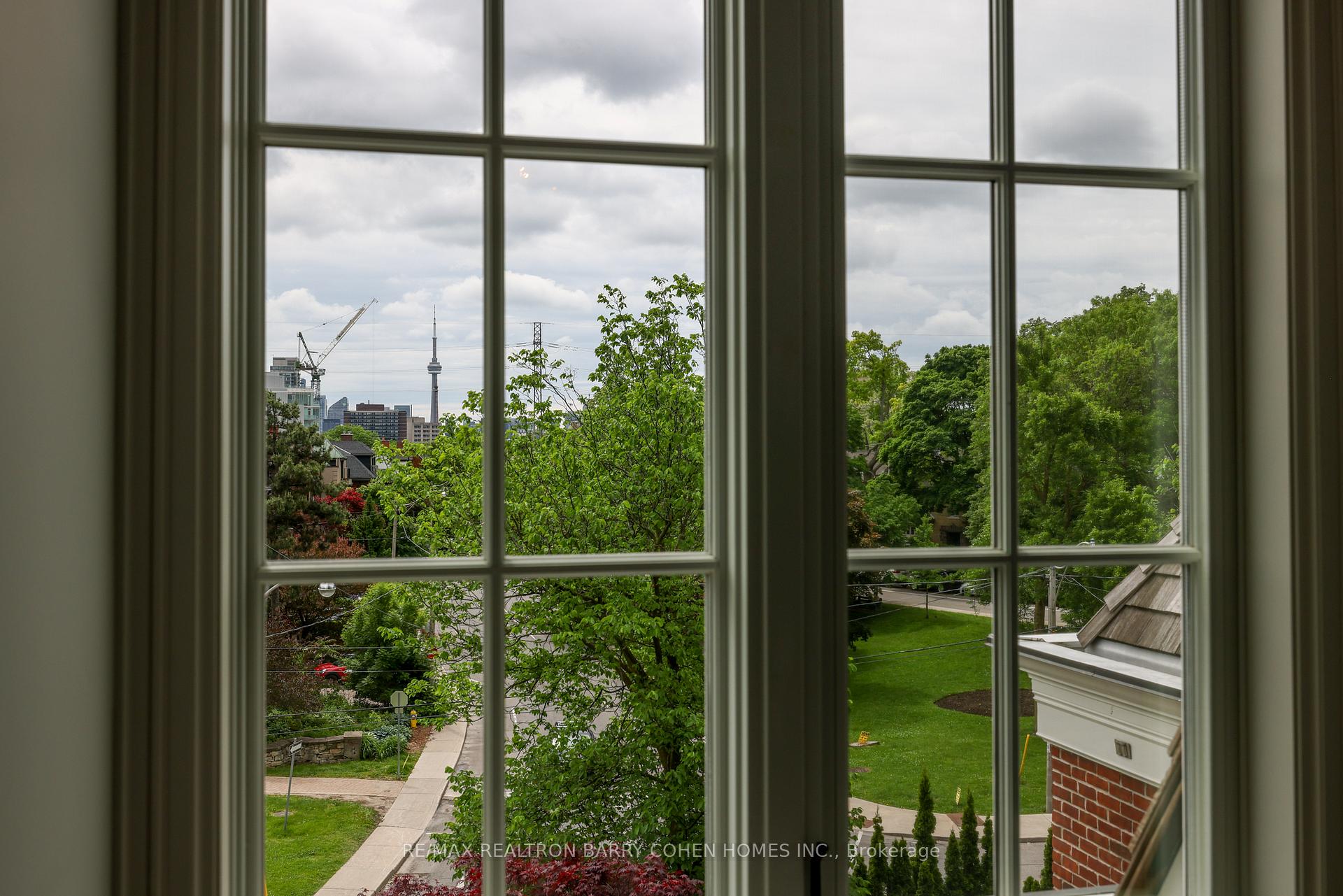 Photo 25 of 34 Poplar Plains Road, Toronto, Casa Loma — HOMEH