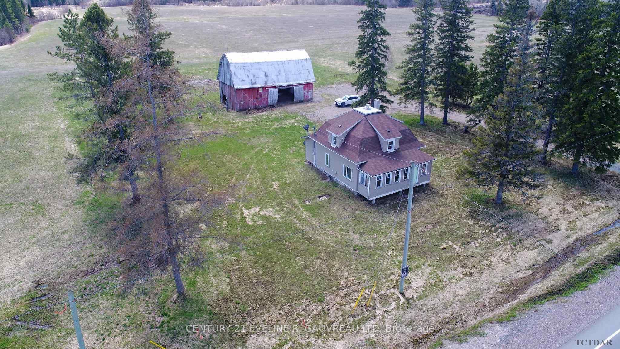Front of PTEHalf N Lt 6 Con 4, Highway 65