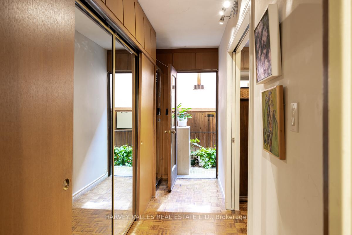 Photo 24 of 109 Frontenac Avenue, Toronto, Bedford Park-Nortown — HOMEH