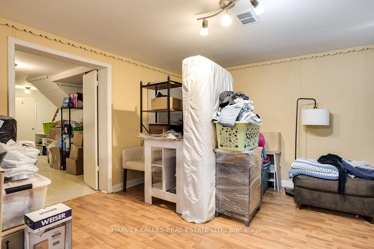 Photo 32 of 109 Frontenac Avenue, Toronto, Bedford Park-Nortown — HOMEH