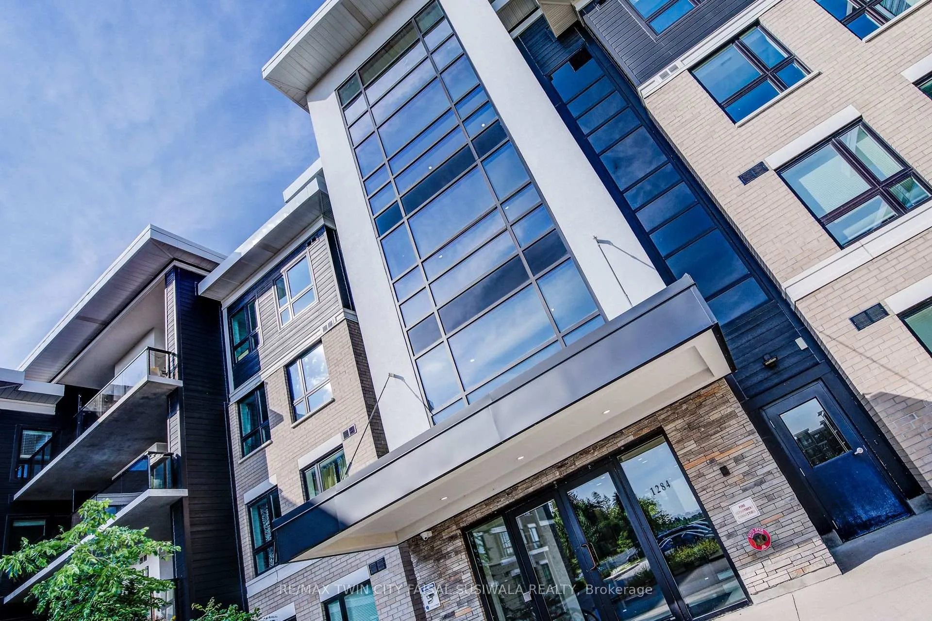 Photo 3 of Unit 306, 1284 Gordon Street, Guelph, Kortright East — HOMEH