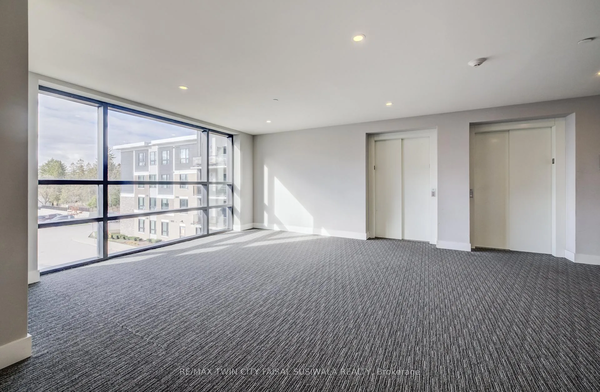 Photo 6 of Unit 306, 1284 Gordon Street, Guelph, Kortright East — HOMEH