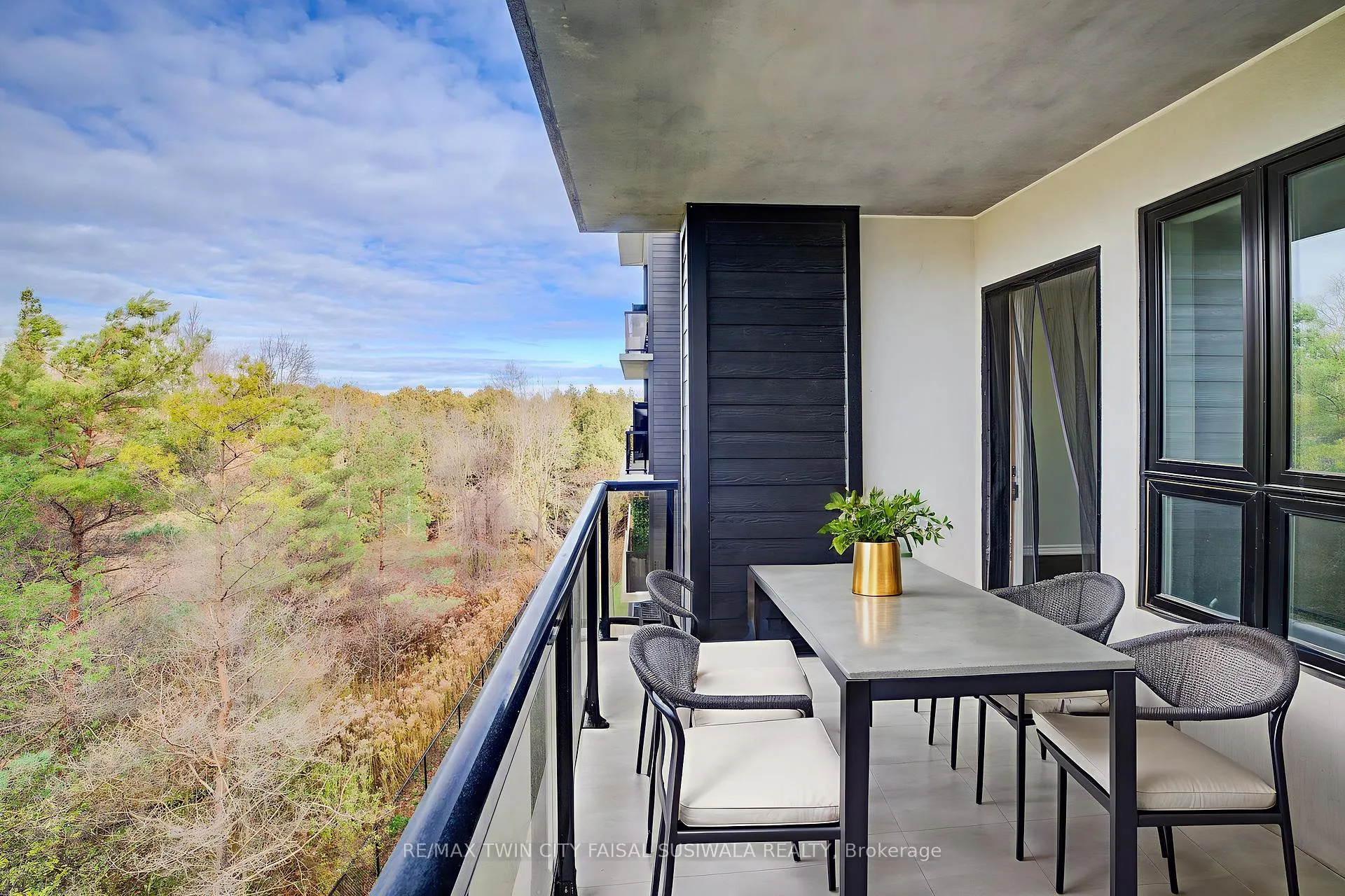 Photo 13 of Unit 306, 1284 Gordon Street, Guelph, Kortright East — HOMEH