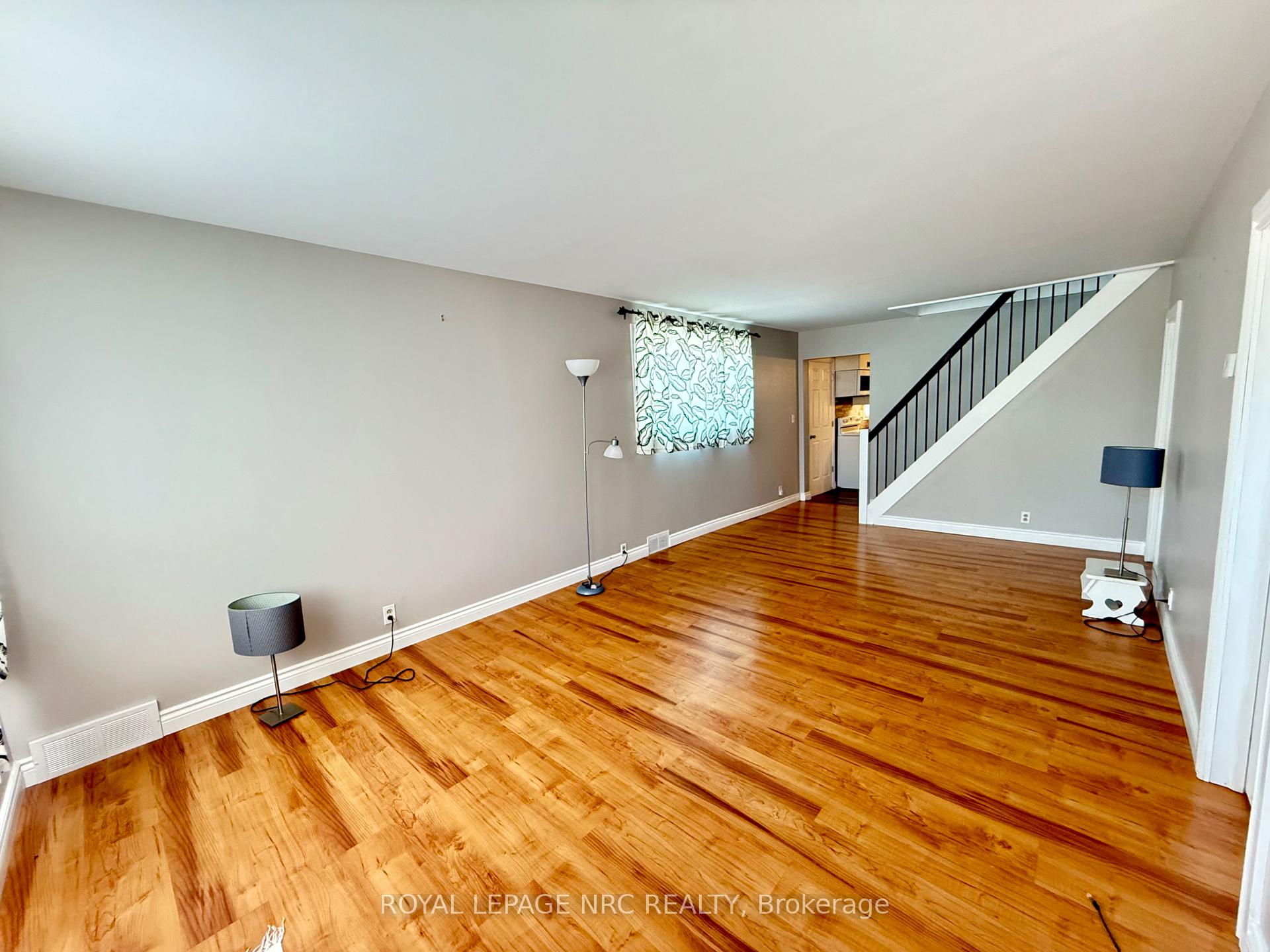 Photo 9 of 20 Richmond Street, Thorold, Thorold Downtown — HOMEH