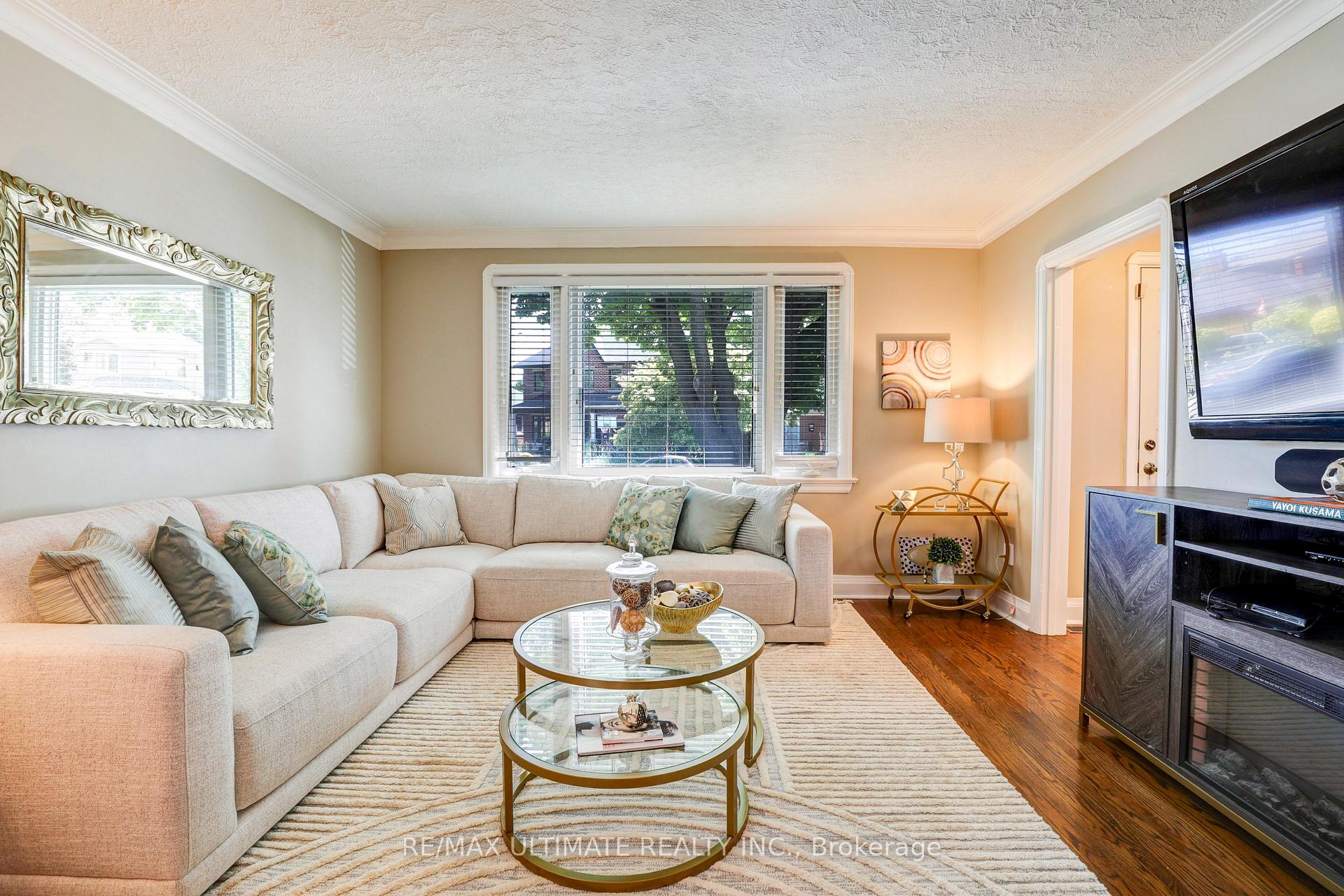 Photo 2 of 44 Ferris Road, Toronto, O'Connor-Parkview — HOMEH