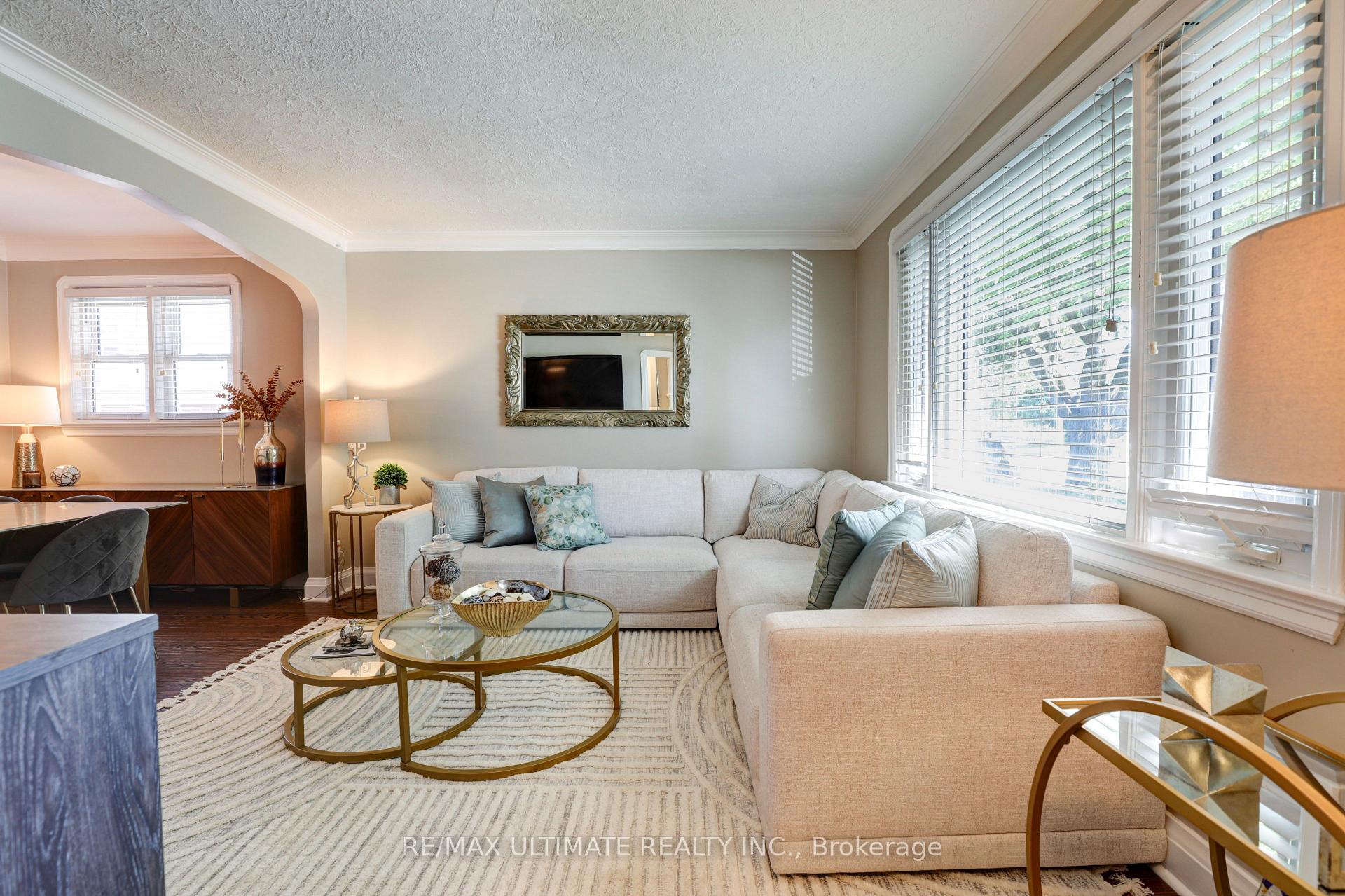 Photo 3 of 44 Ferris Road, Toronto, O'Connor-Parkview — HOMEH