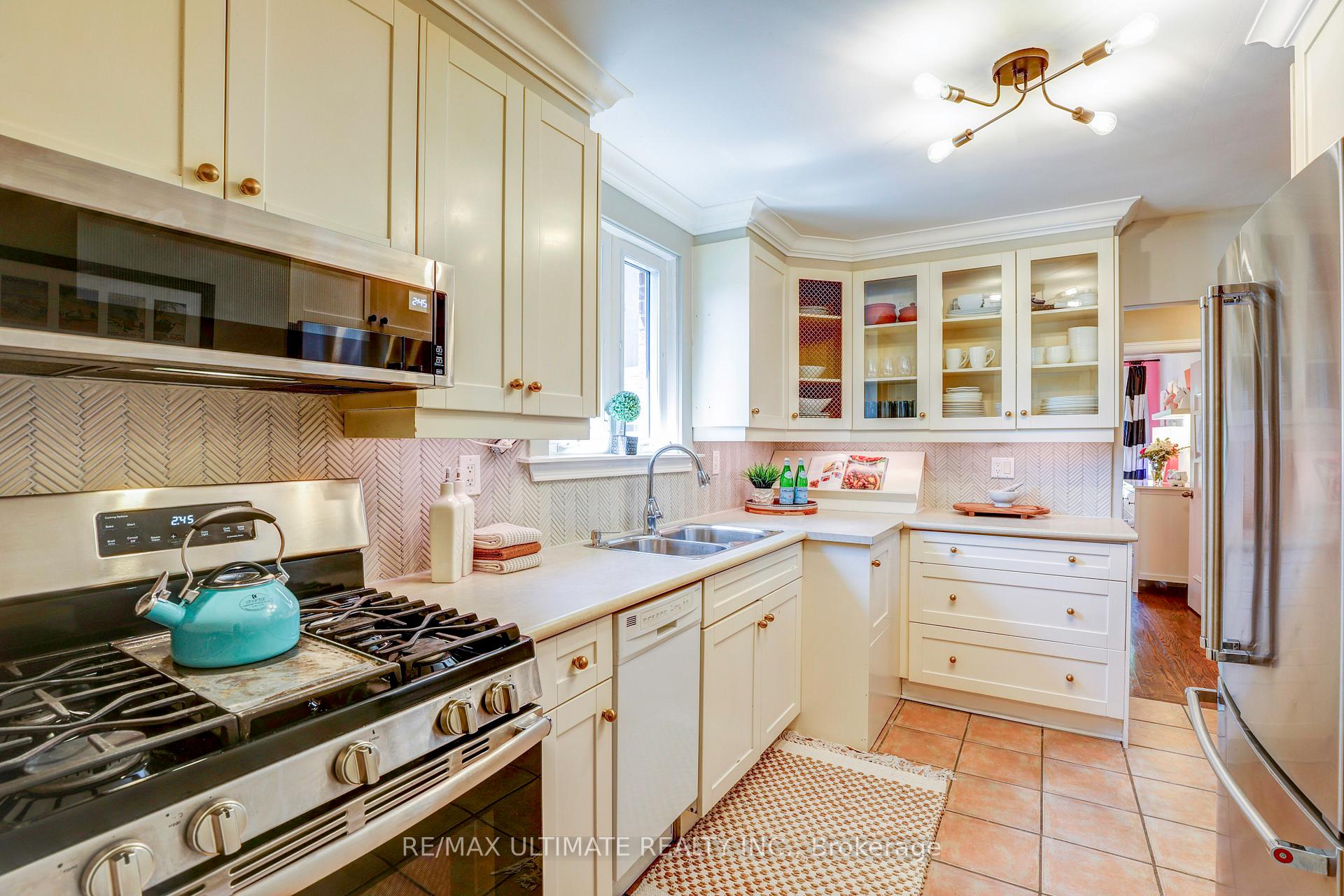 Photo 7 of 44 Ferris Road, Toronto, O'Connor-Parkview — HOMEH