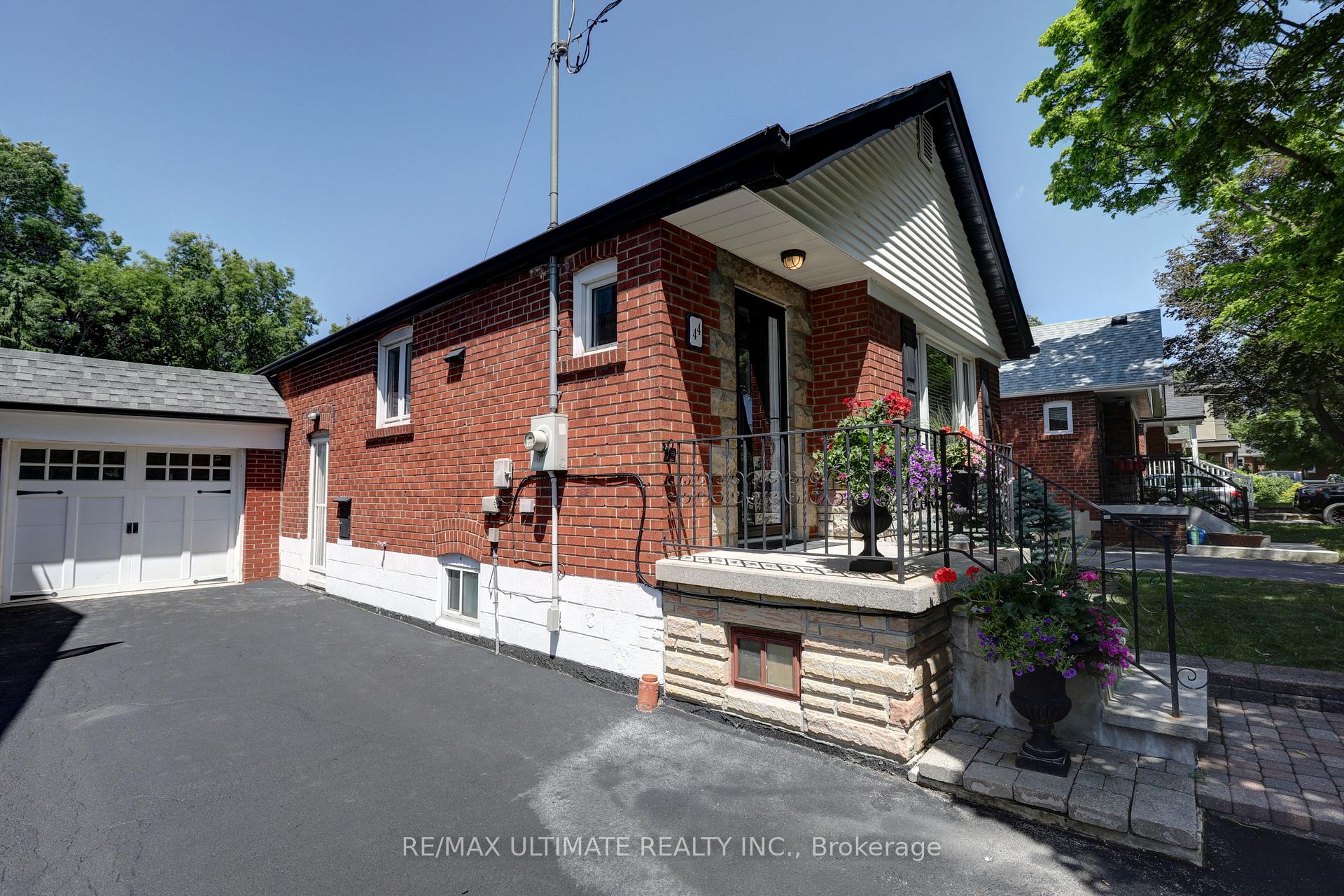 Photo 25 of 44 Ferris Road, Toronto, O'Connor-Parkview — HOMEH