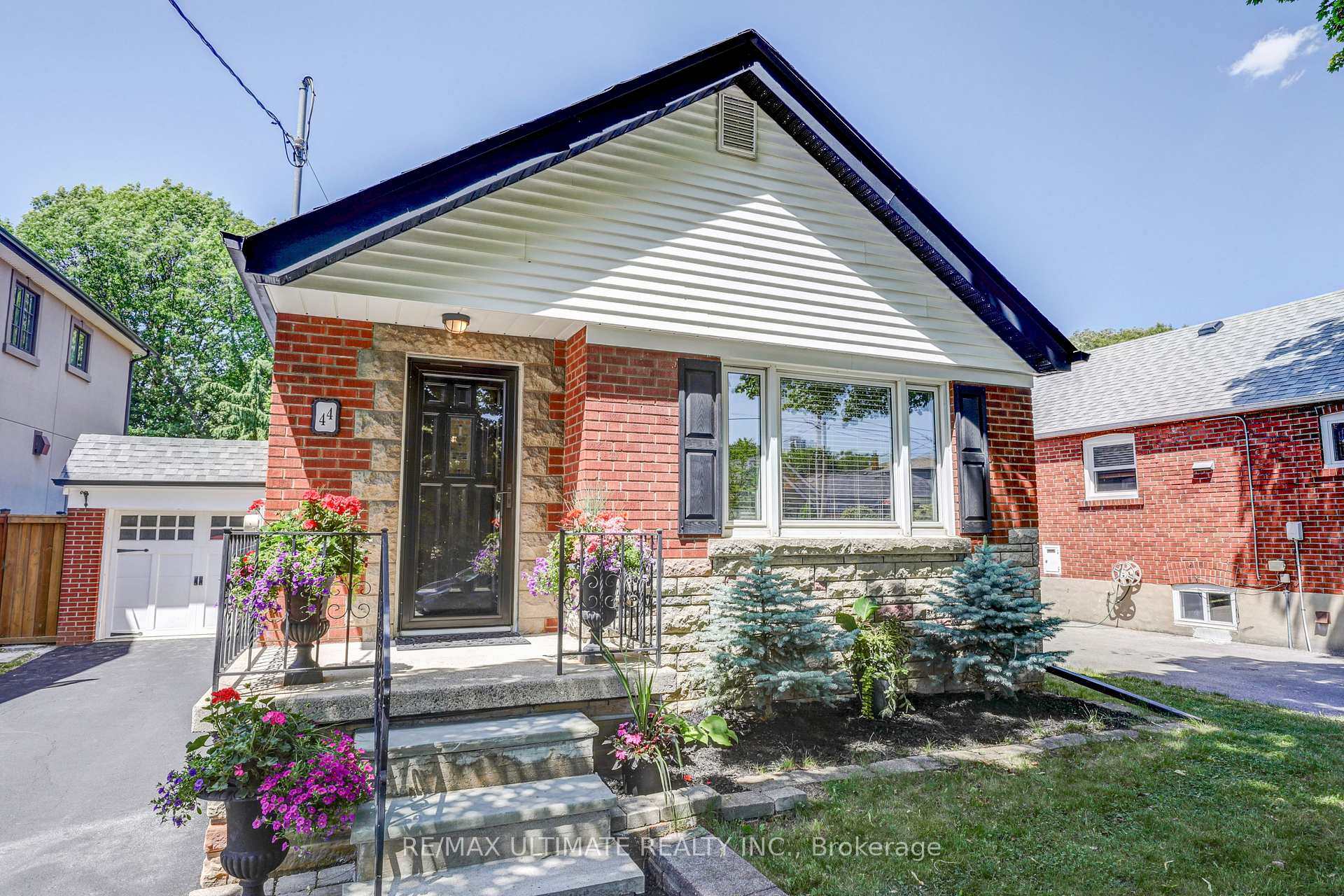 Photo 26 of 44 Ferris Road, Toronto, O'Connor-Parkview — HOMEH
