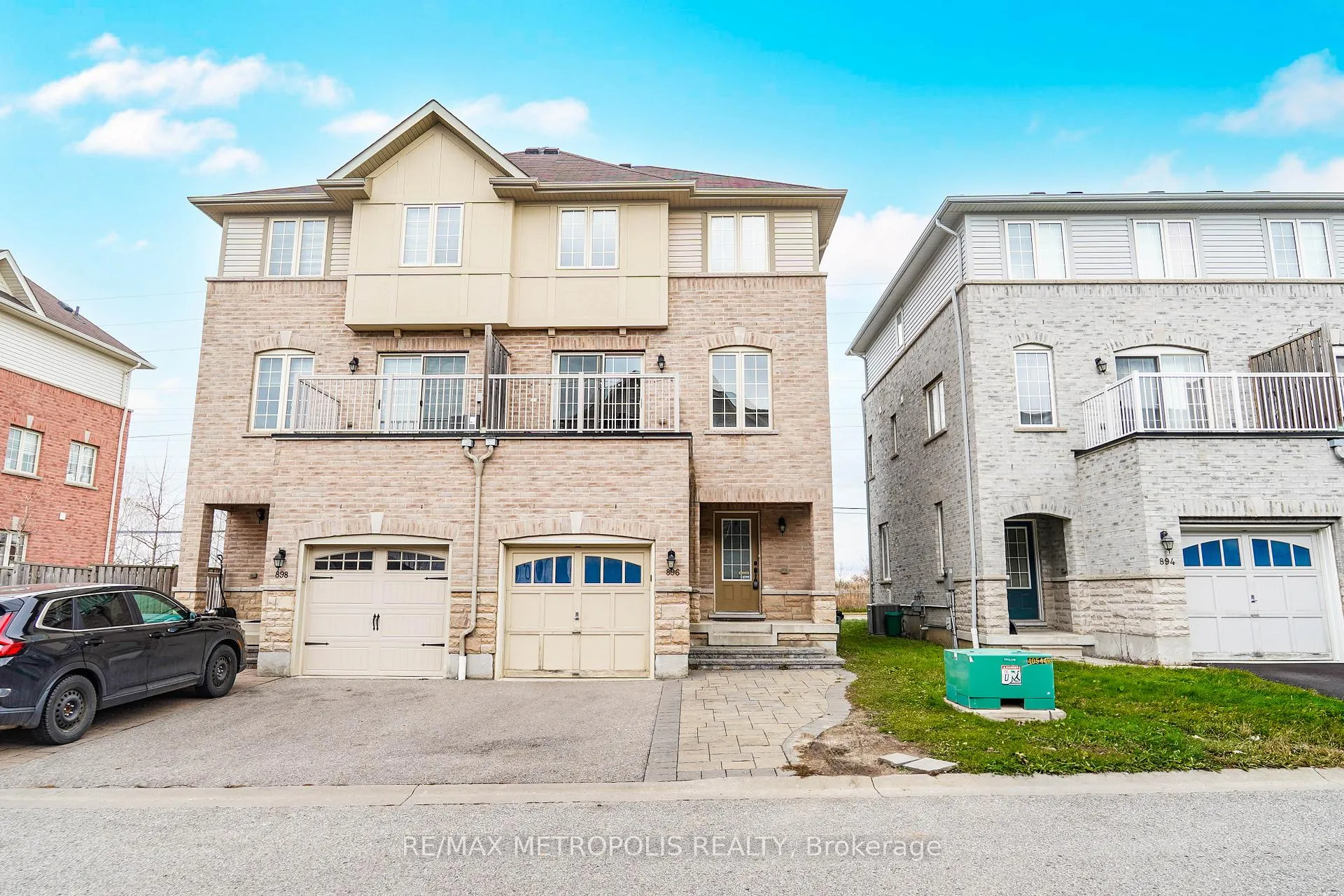 Photo 4 of 896 Audley Road N, Ajax, Central East — HOMEH