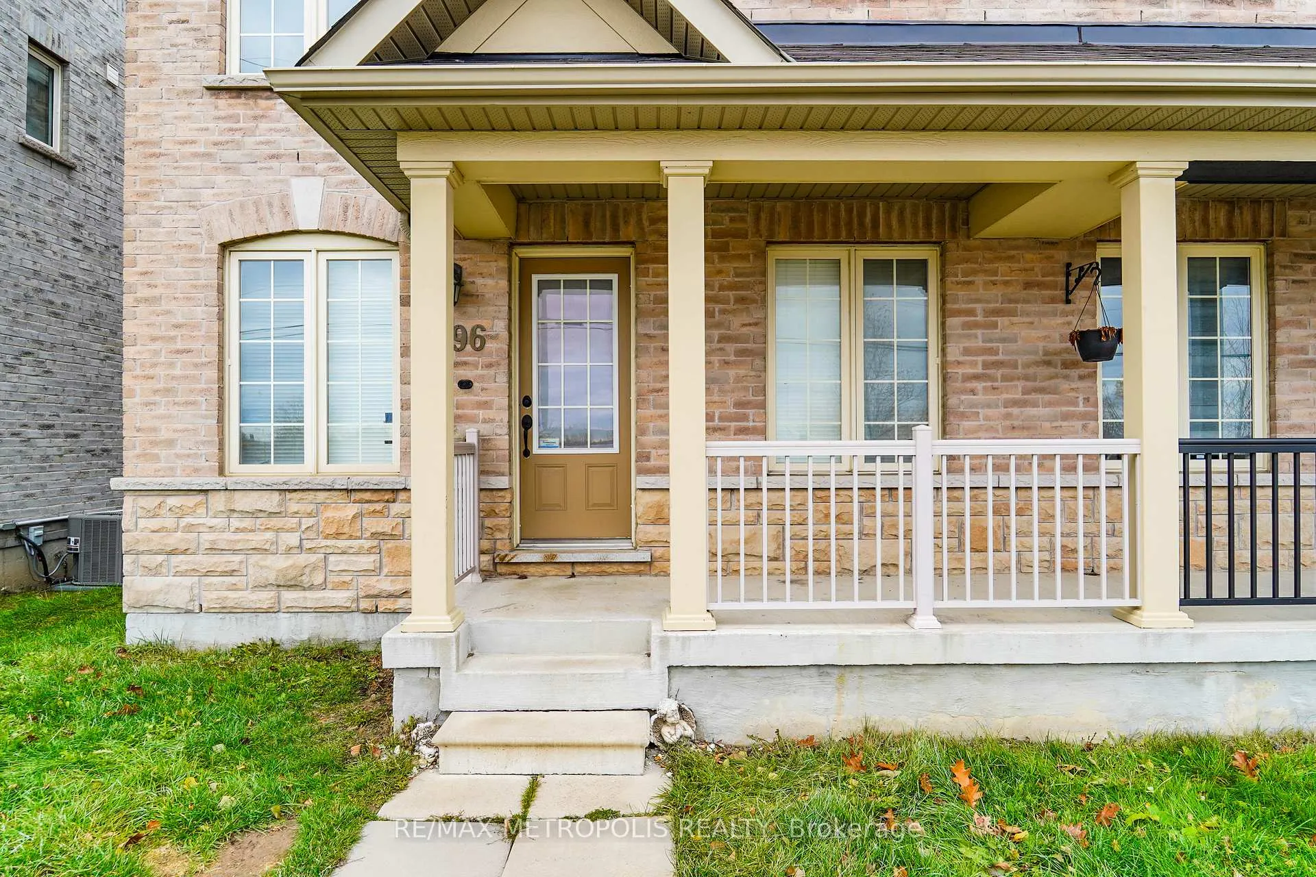 Photo 7 of 896 Audley Road N, Ajax, Central East — HOMEH