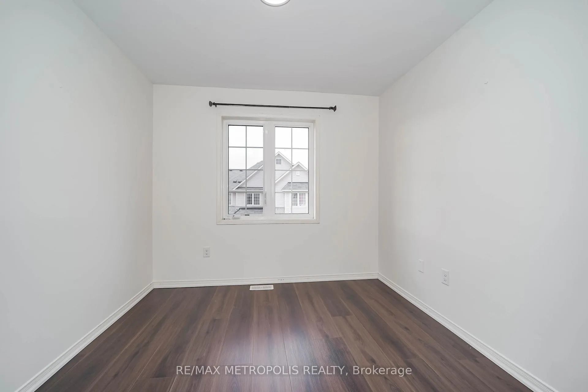 Photo 33 of 896 Audley Road N, Ajax, Central East — HOMEH
