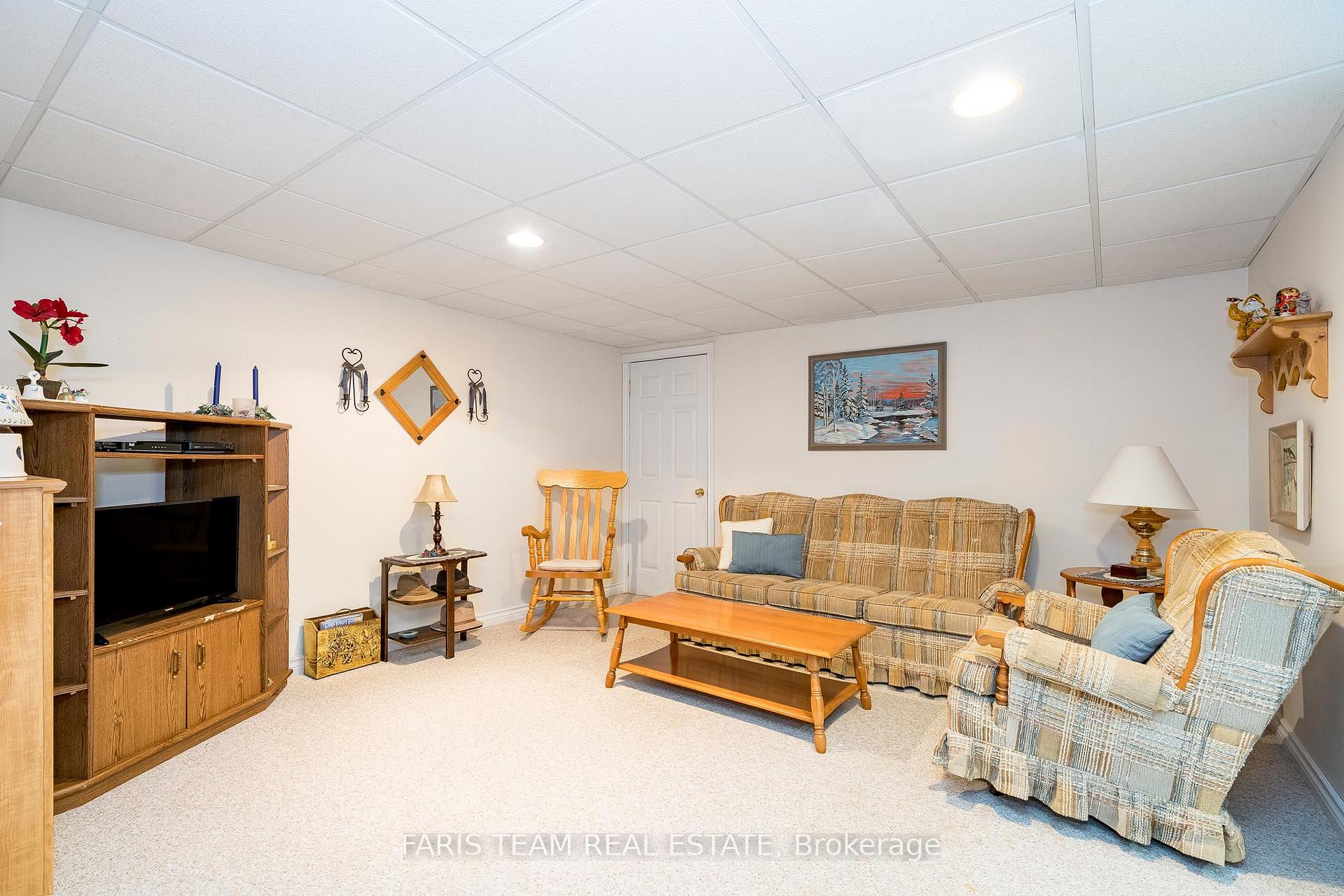 Photo 21 of 1669 Newton Street, Tay, Rural Tay — HOMEH