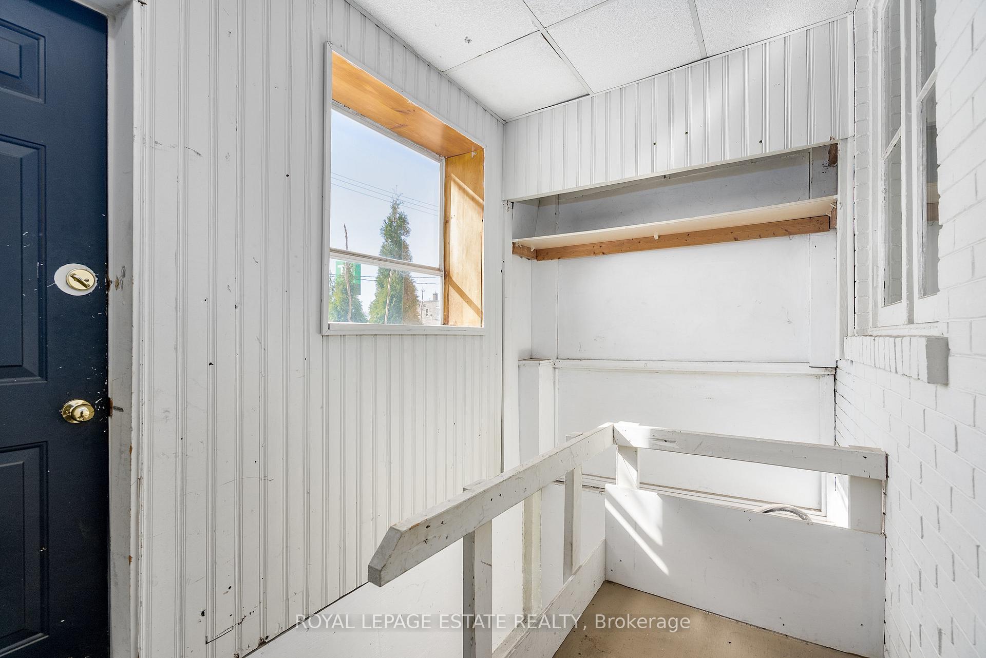 Photo 4 of 874 Eastern Avenue, Toronto, Greenwood-Coxwell — HOMEH
