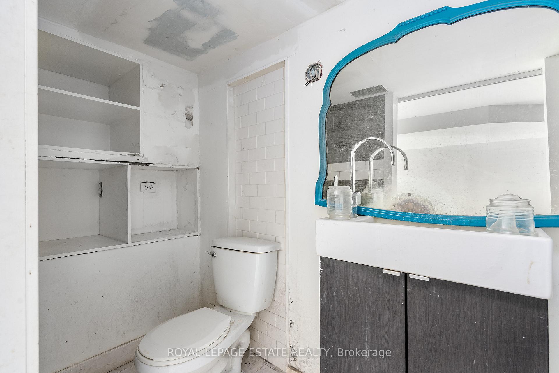 Photo 28 of 874 Eastern Avenue, Toronto, Greenwood-Coxwell — HOMEH