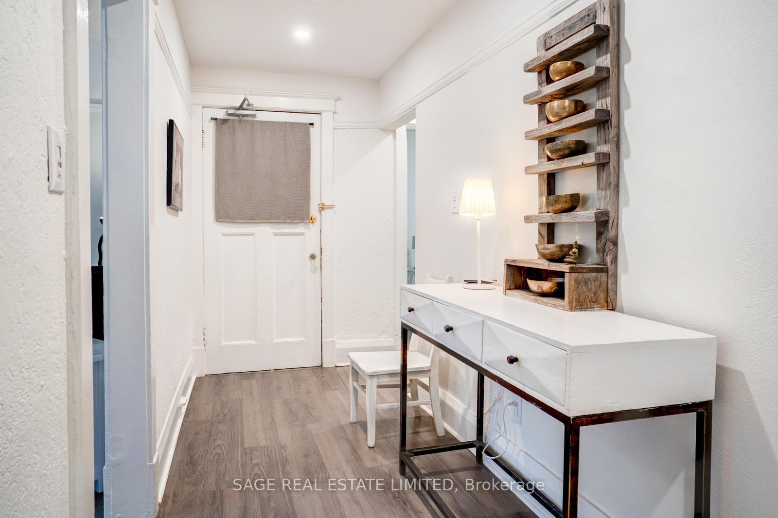 Photo 5 of Unit 7, 3 Lonsdale Road, Toronto, Yonge-St. Clair — HOMEH
