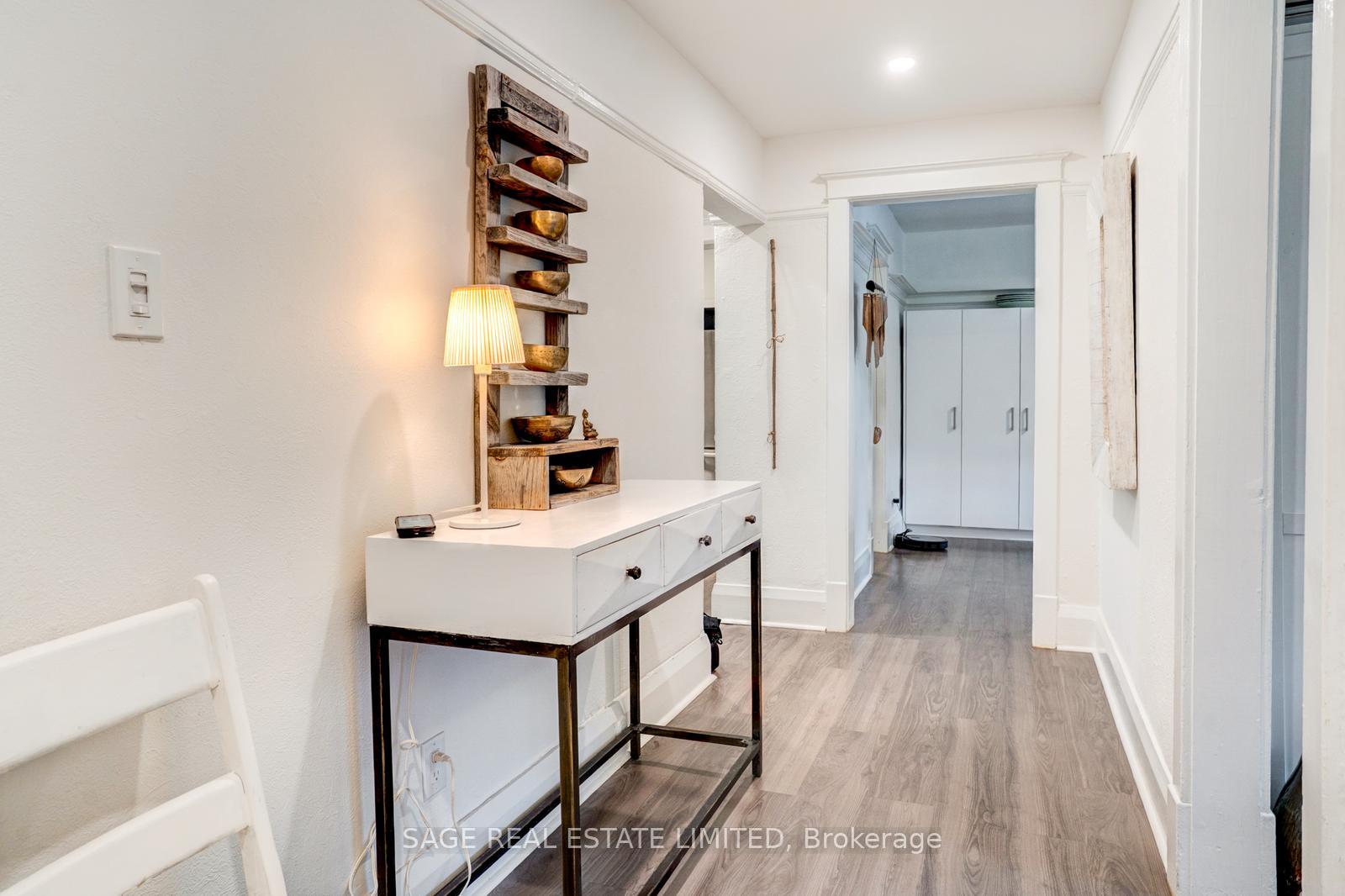 Photo 6 of Unit 7, 3 Lonsdale Road, Toronto, Yonge-St. Clair — HOMEH