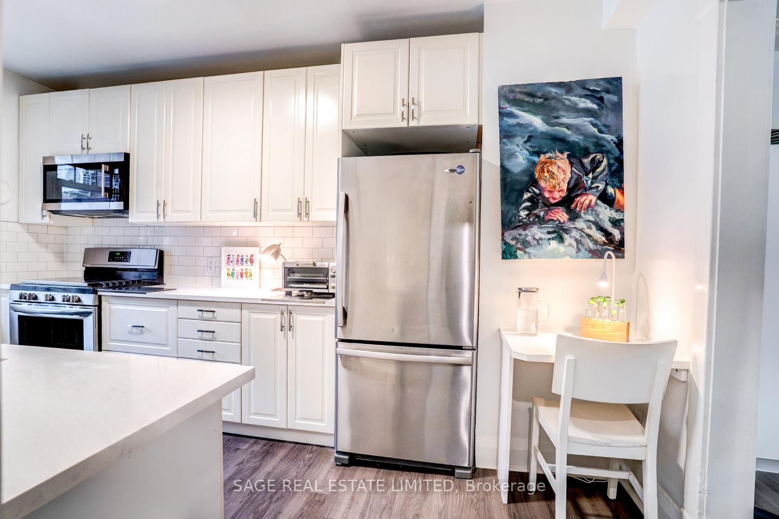 Photo 18 of Unit 7, 3 Lonsdale Road, Toronto, Yonge-St. Clair — HOMEH
