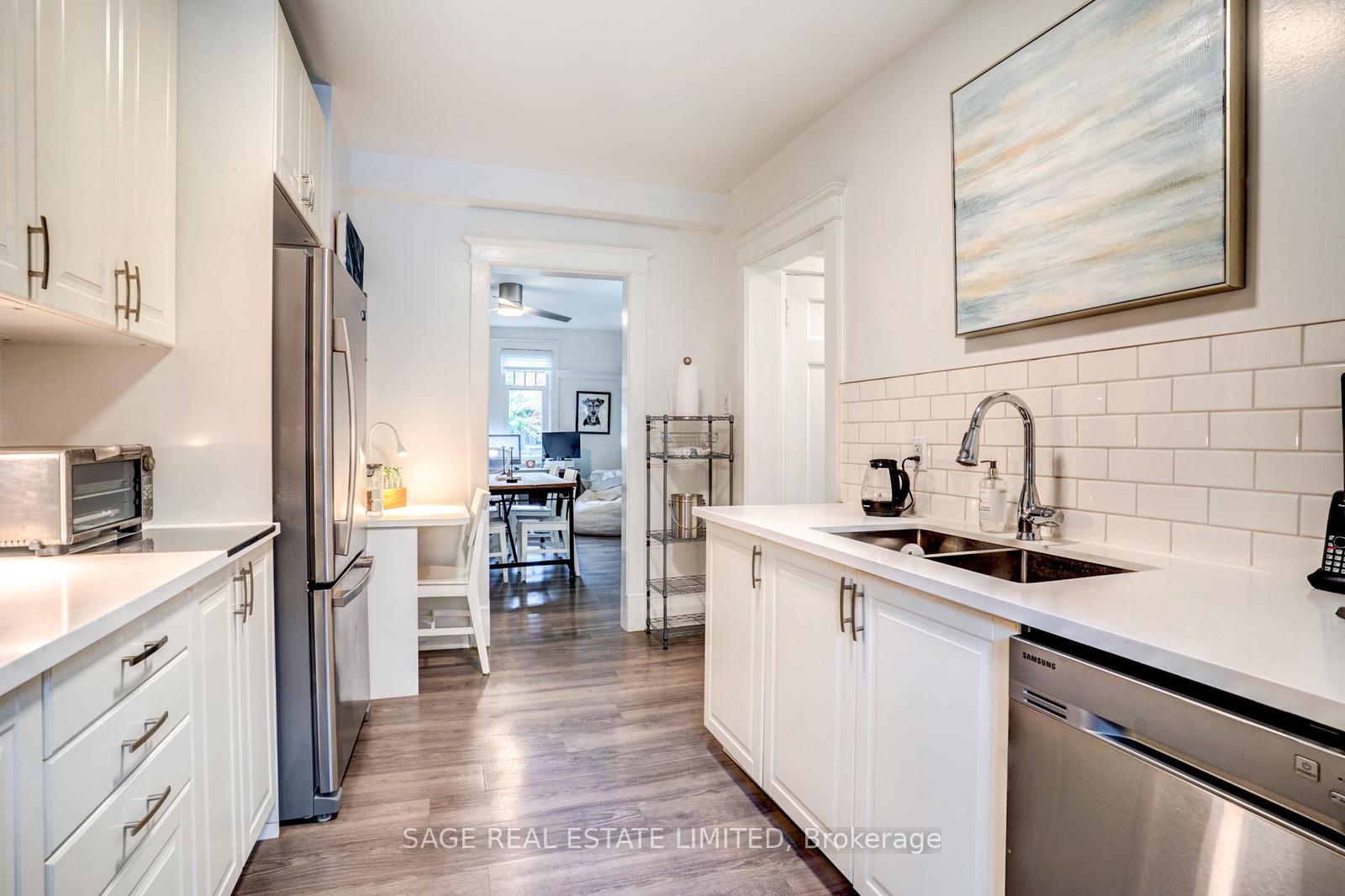 Photo 19 of Unit 7, 3 Lonsdale Road, Toronto, Yonge-St. Clair — HOMEH
