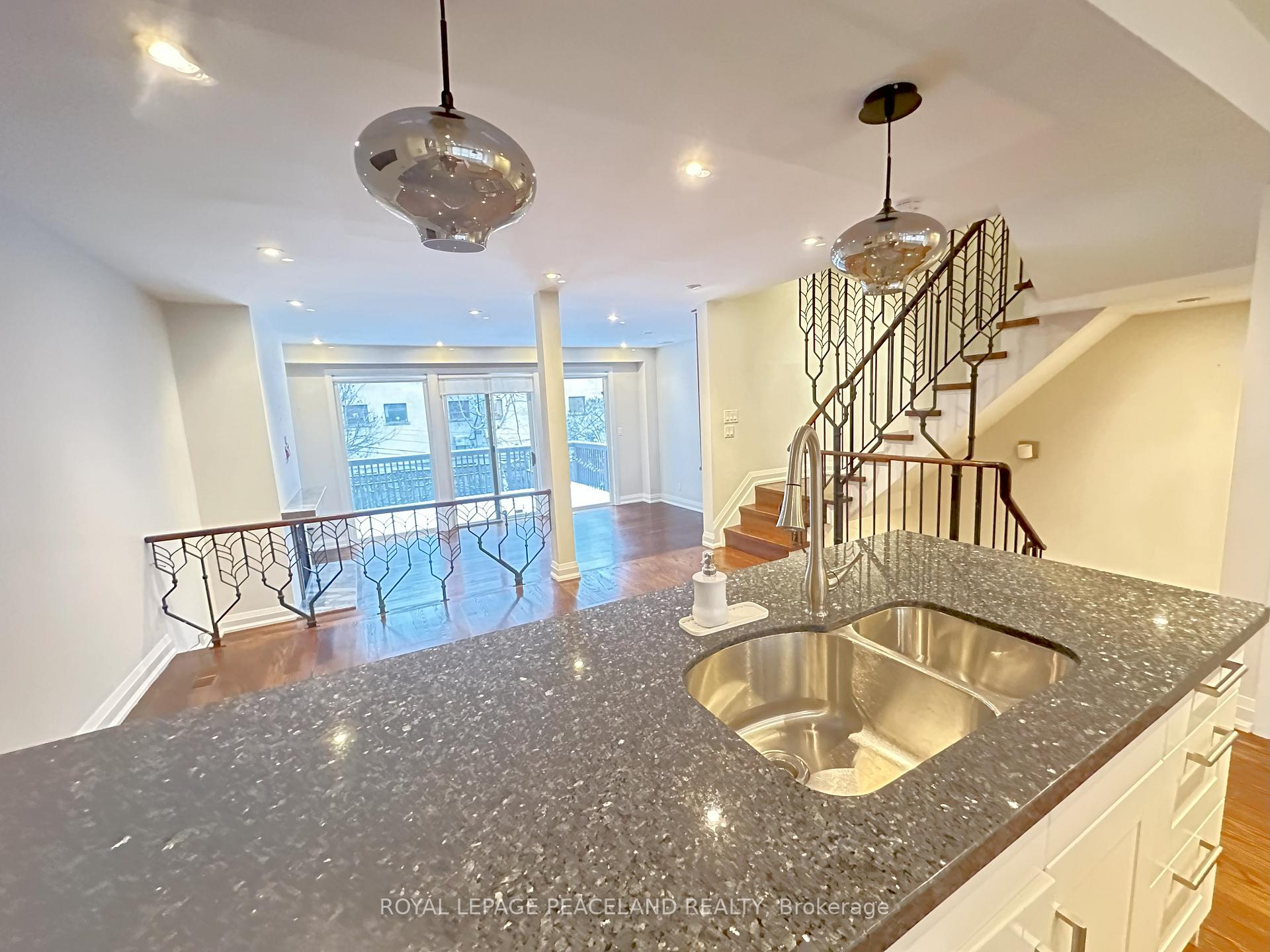 Photo 21 of 47 Melgund Road, Toronto, Casa Loma — HOMEH