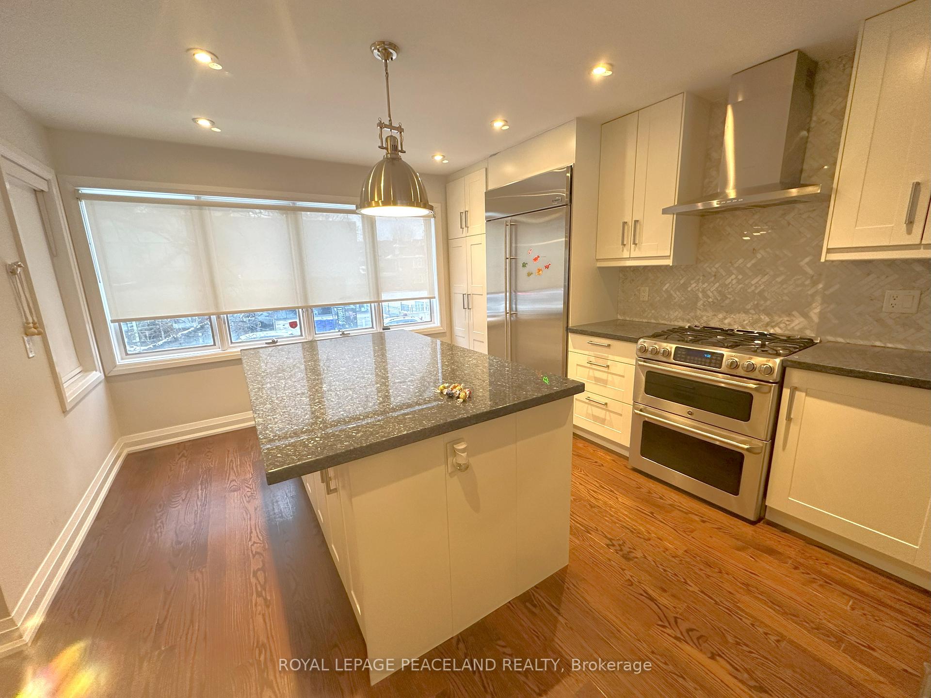 Photo 24 of 47 Melgund Road, Toronto, Casa Loma — HOMEH