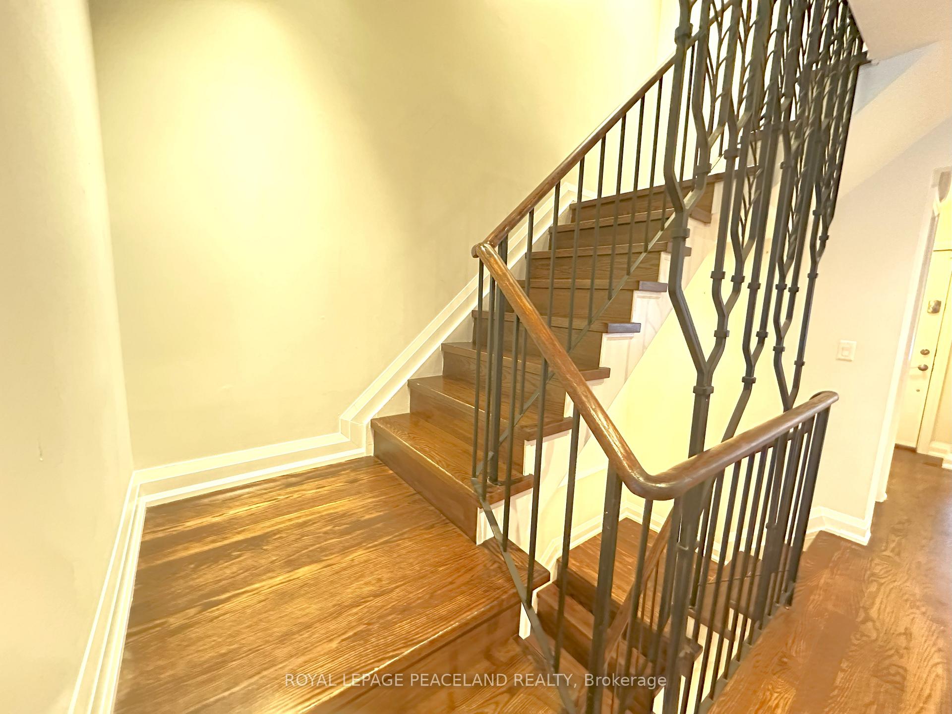 Photo 36 of 47 Melgund Road, Toronto, Casa Loma — HOMEH