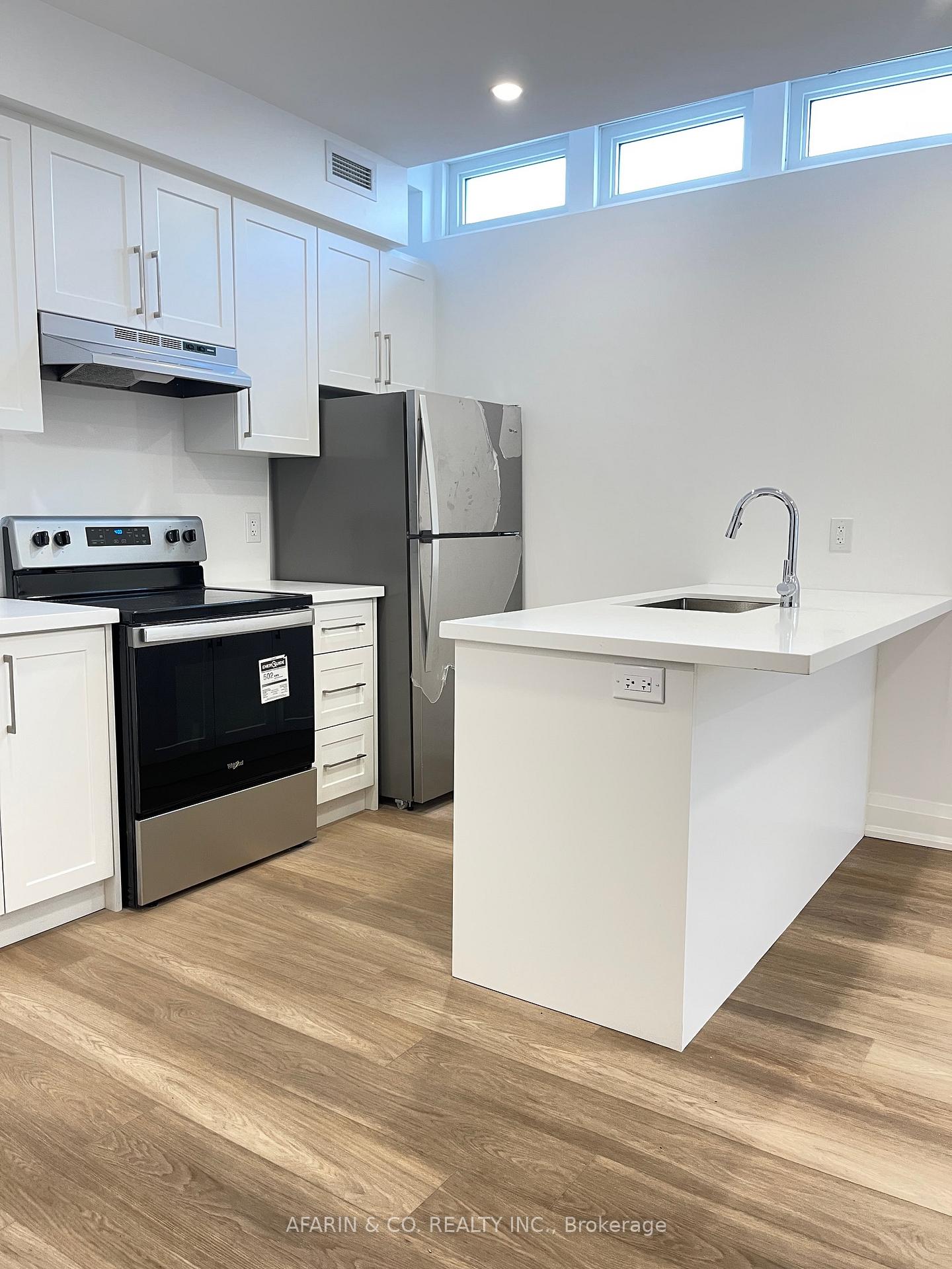 Photo 5 of Unit 2, 79 Cedarvale Avenue, Toronto, East End-Danforth — HOMEH