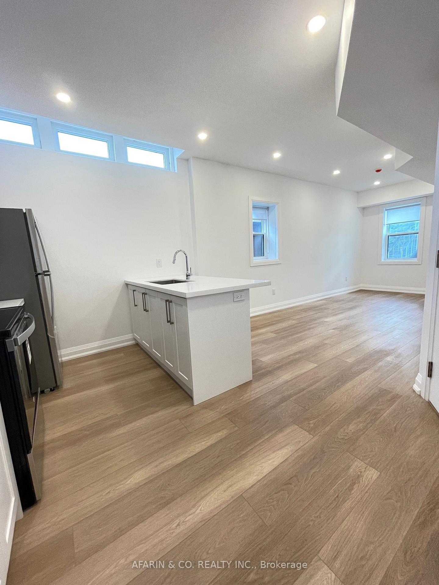 Photo 7 of Unit 2, 79 Cedarvale Avenue, Toronto, East End-Danforth — HOMEH